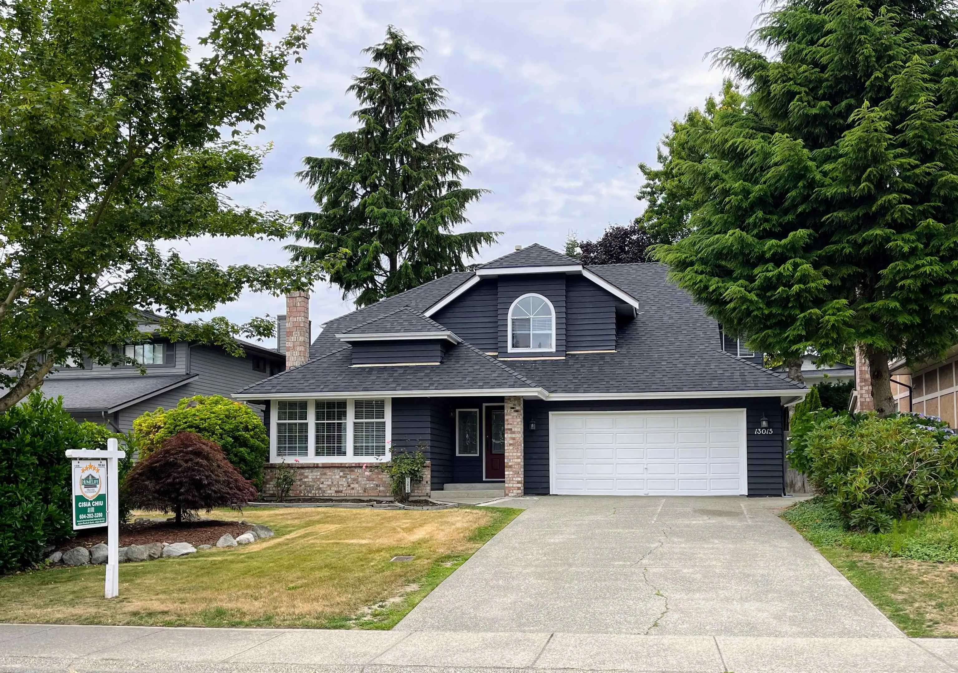 13015 Summerhill Crescent
