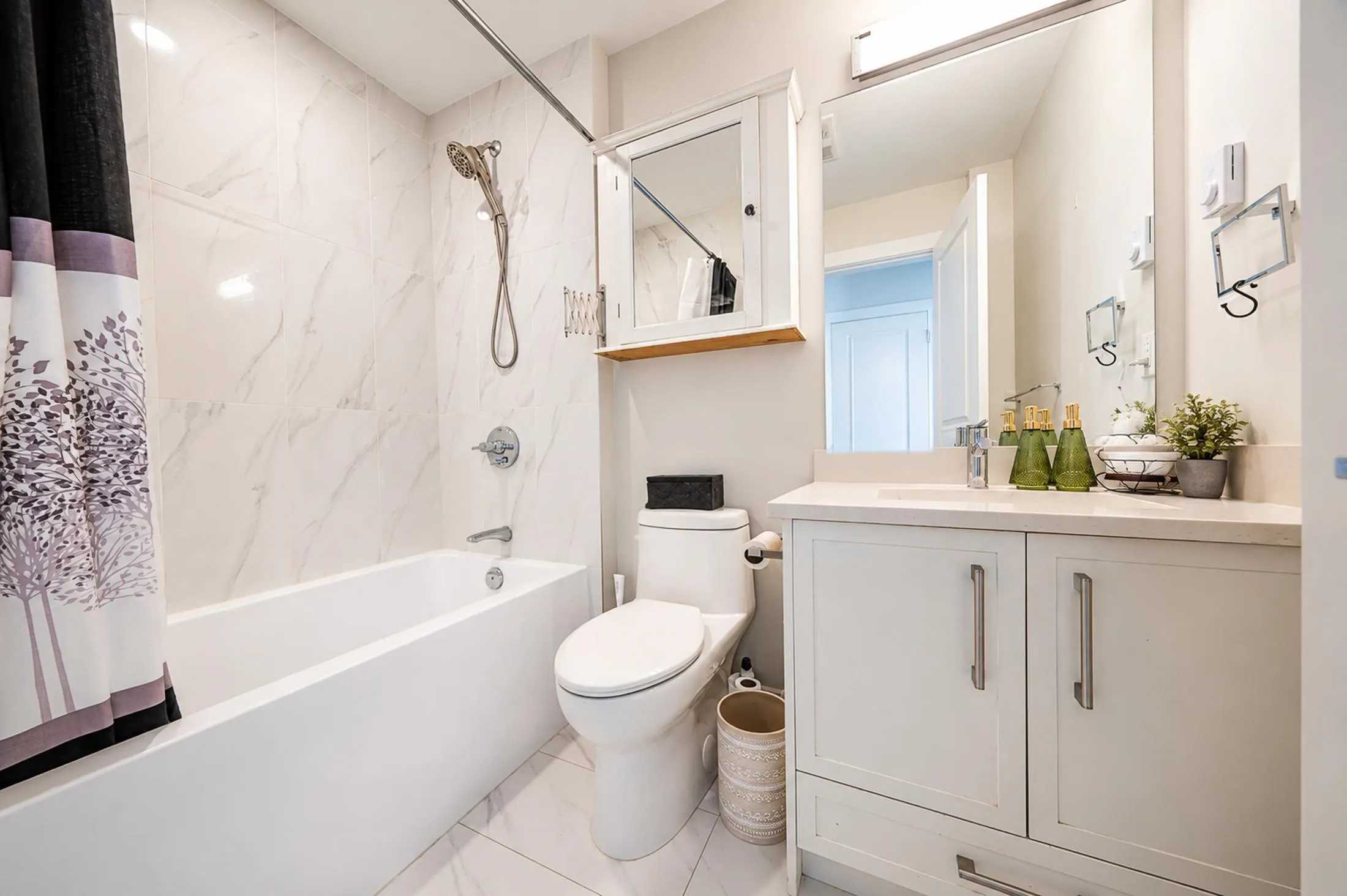 22136 49 Avenue #412