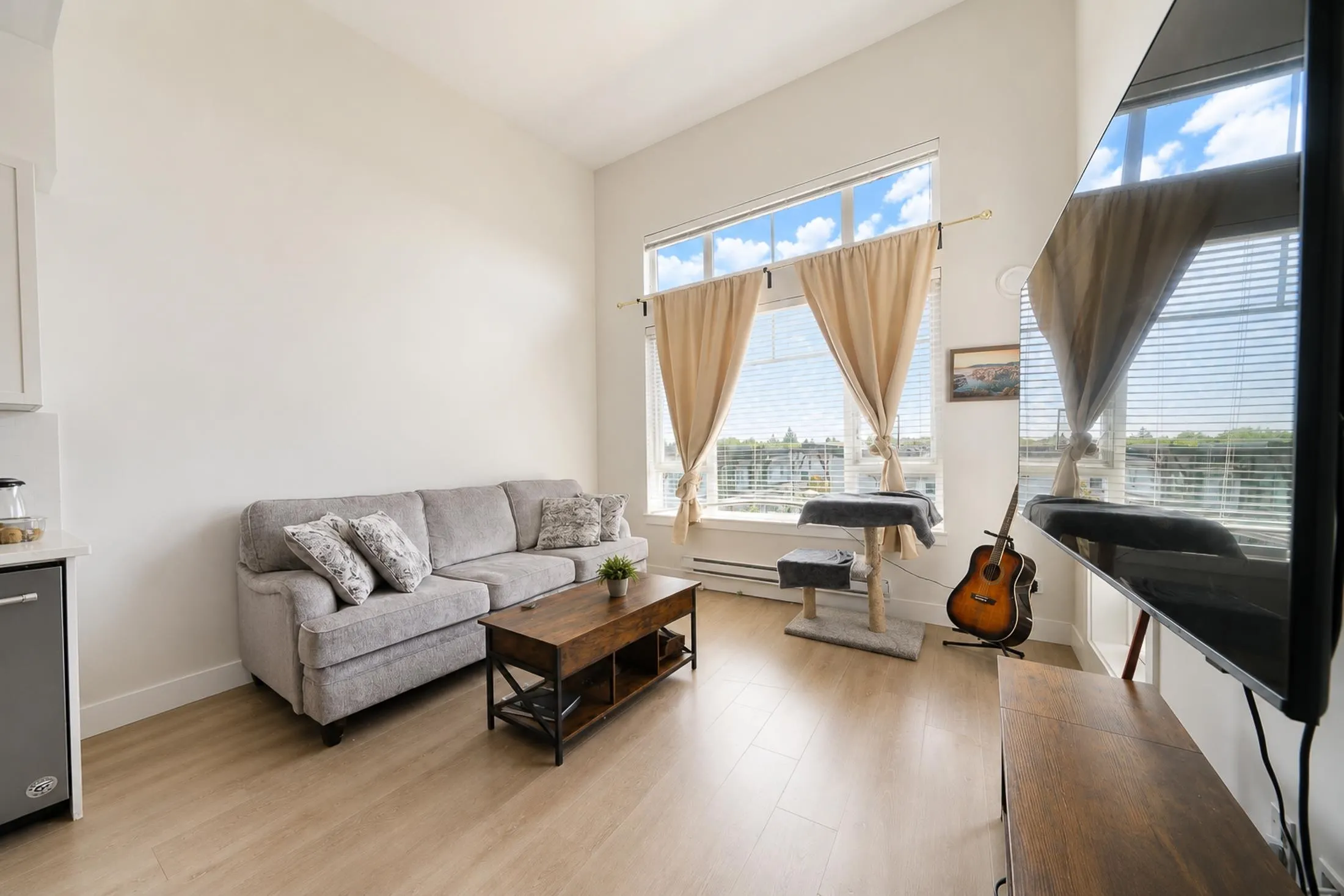 22136 49 Avenue #412