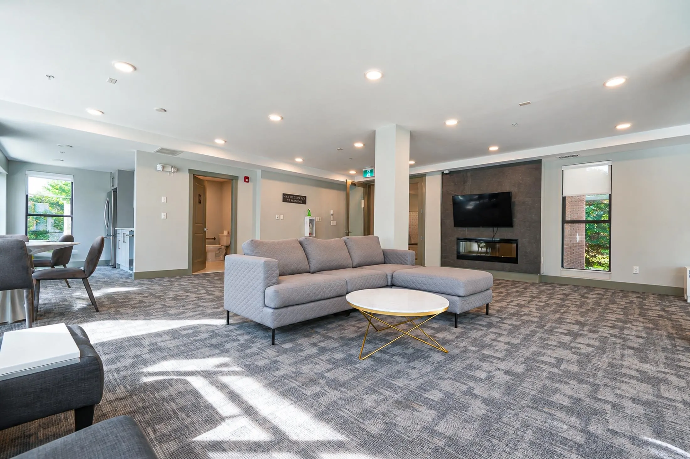 22136 49 Avenue #412
