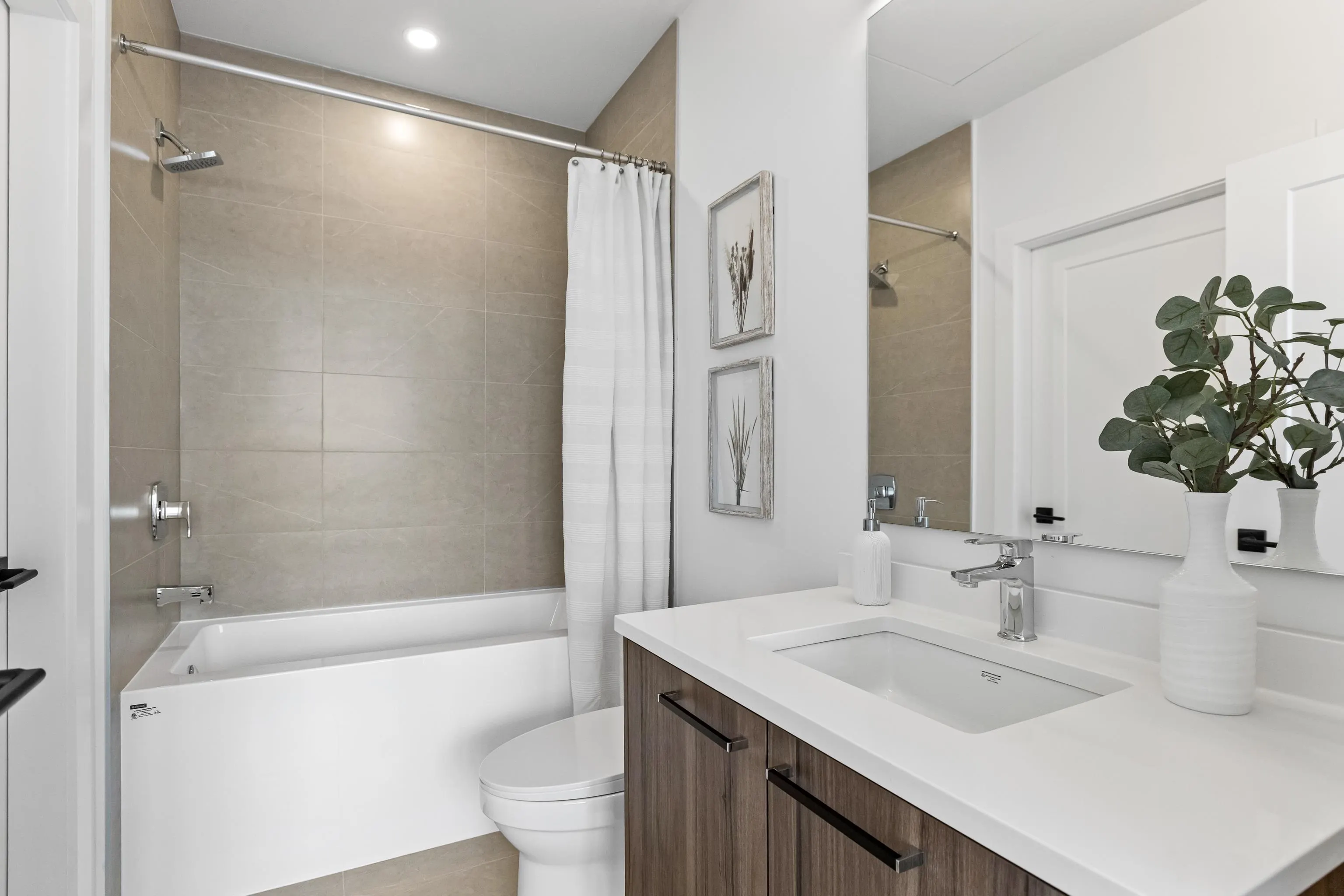 6859 Cambie Street #603