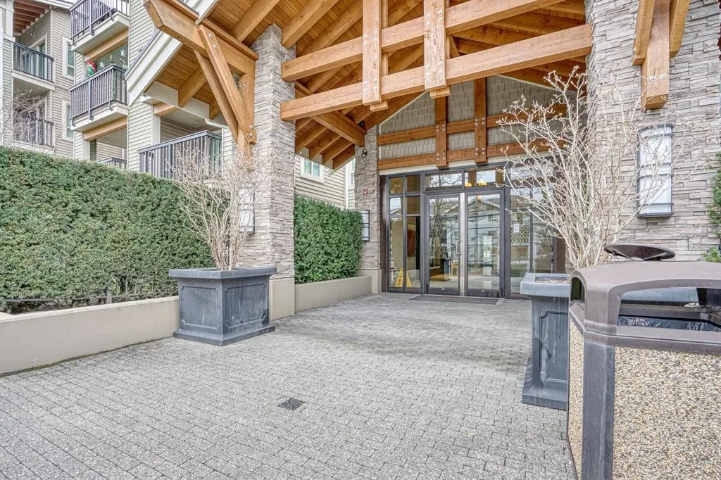 21009 56 Avenue #324