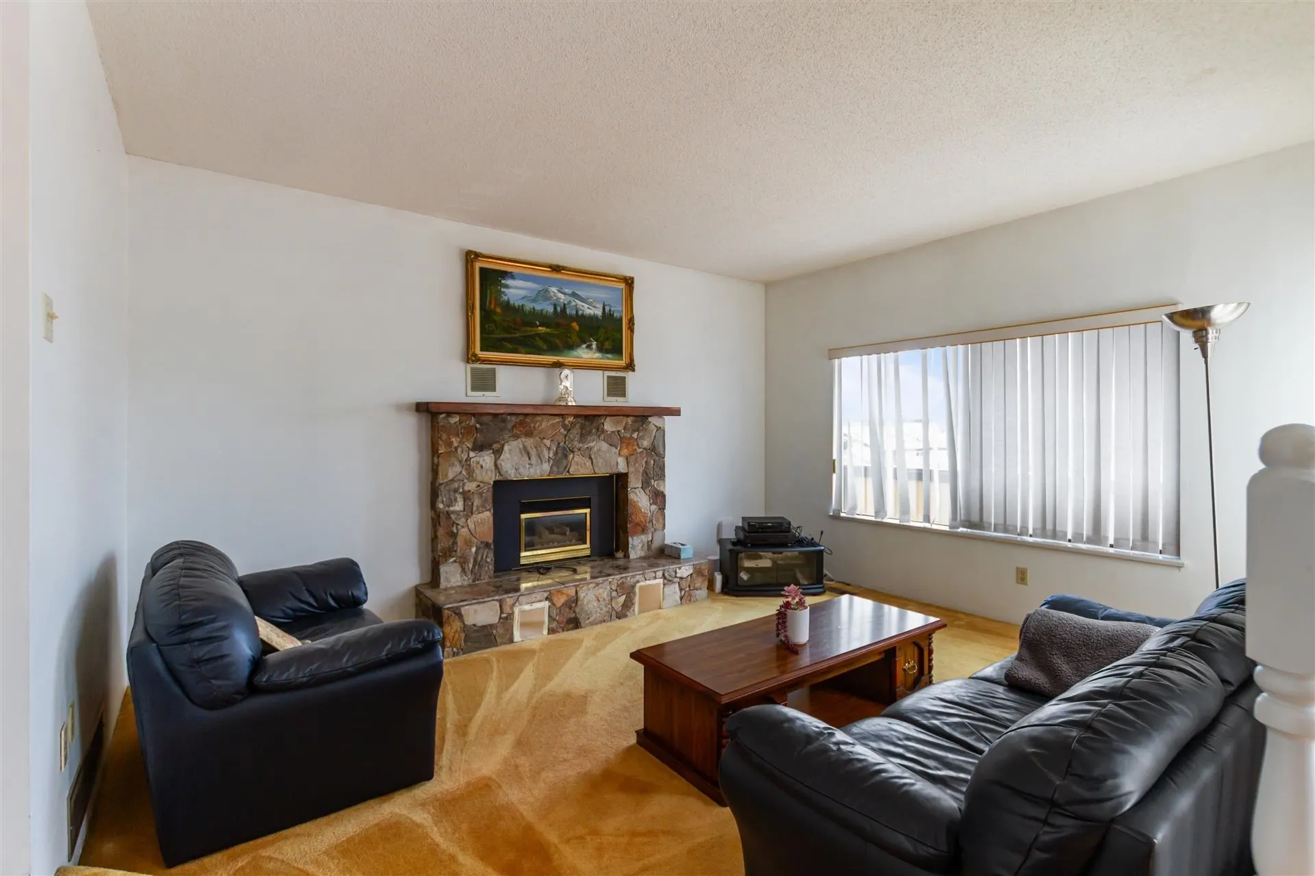 1632 Nanaimo Street