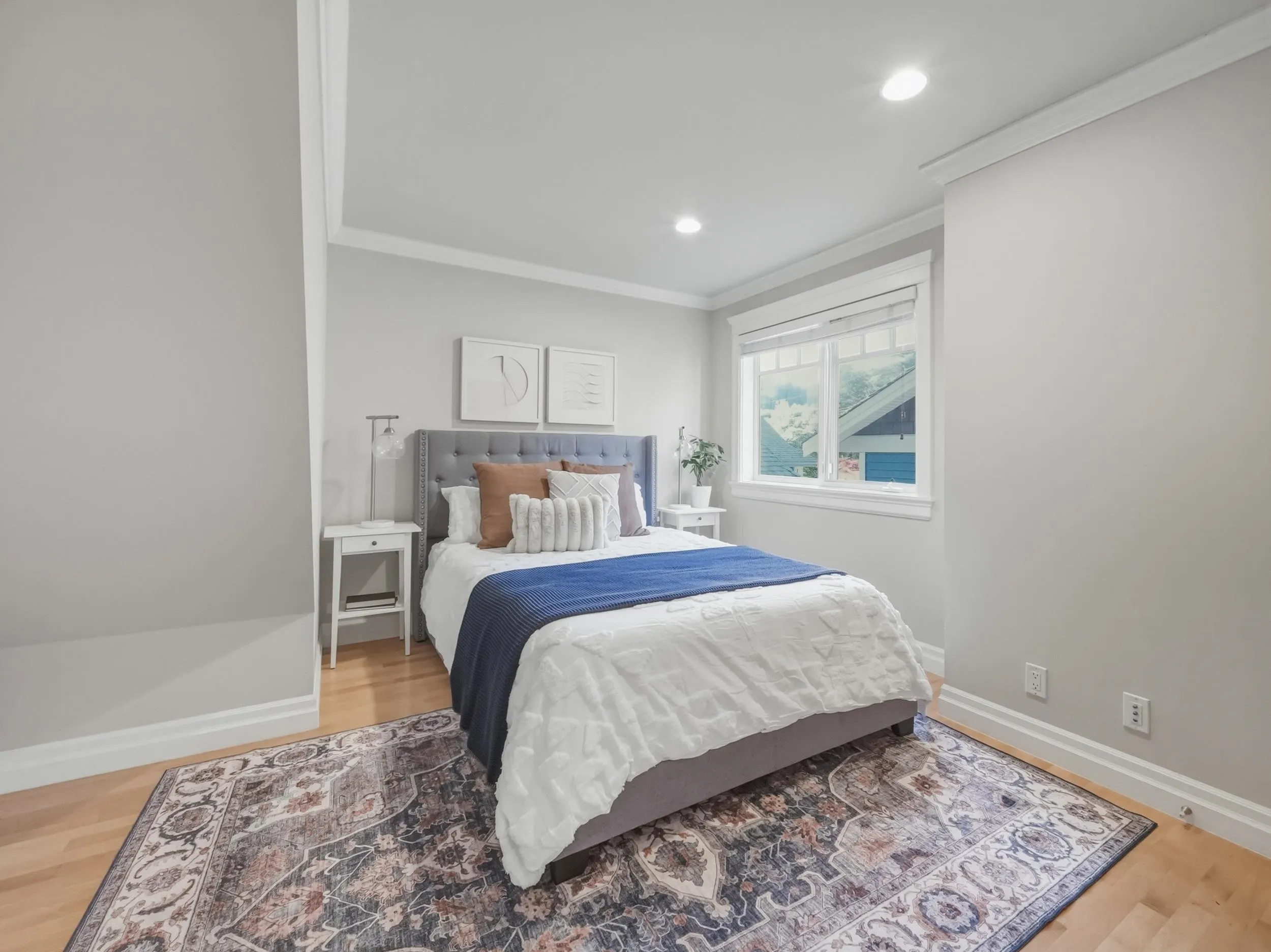 648 Alderside Road