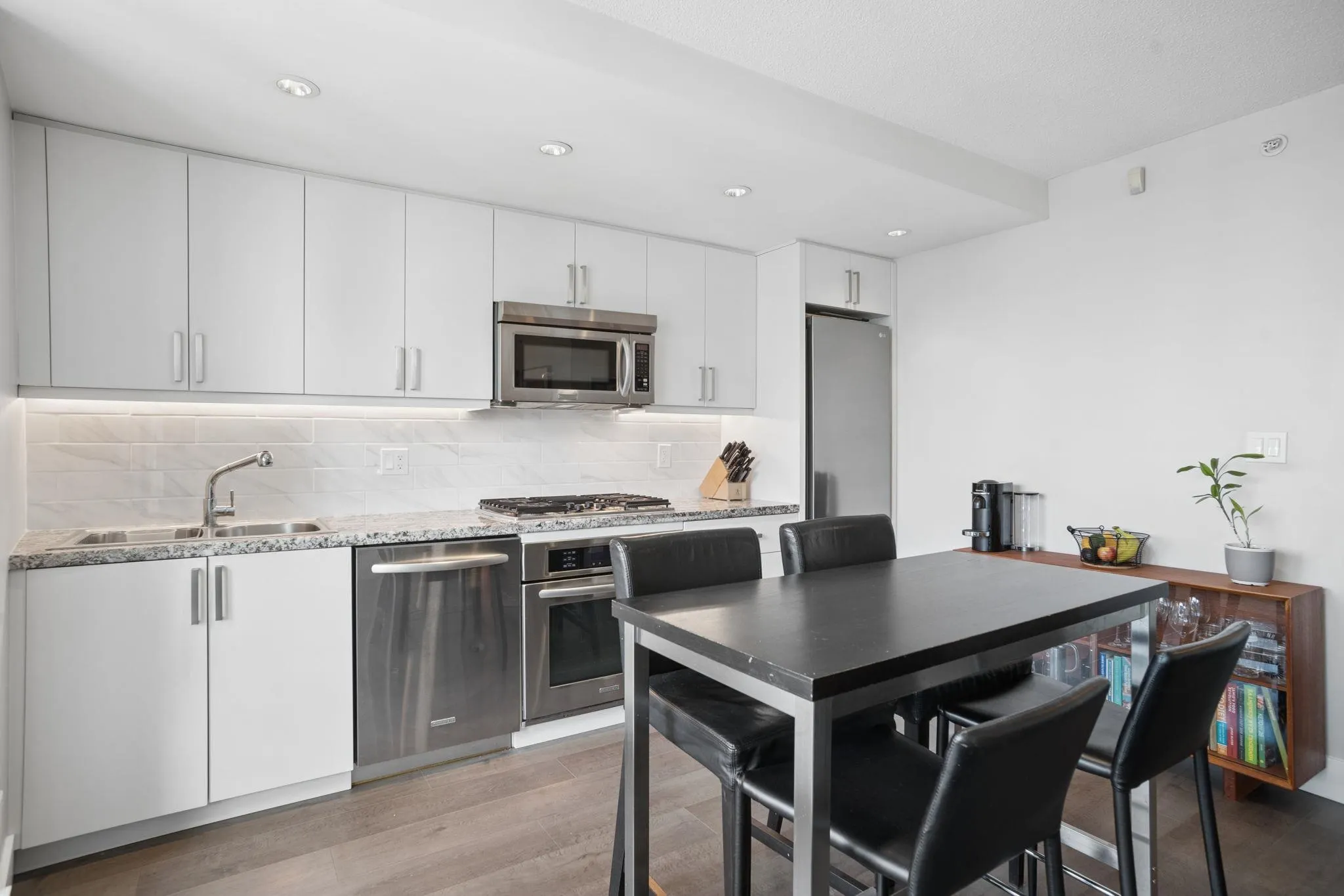 918 Cooperage Way #2201