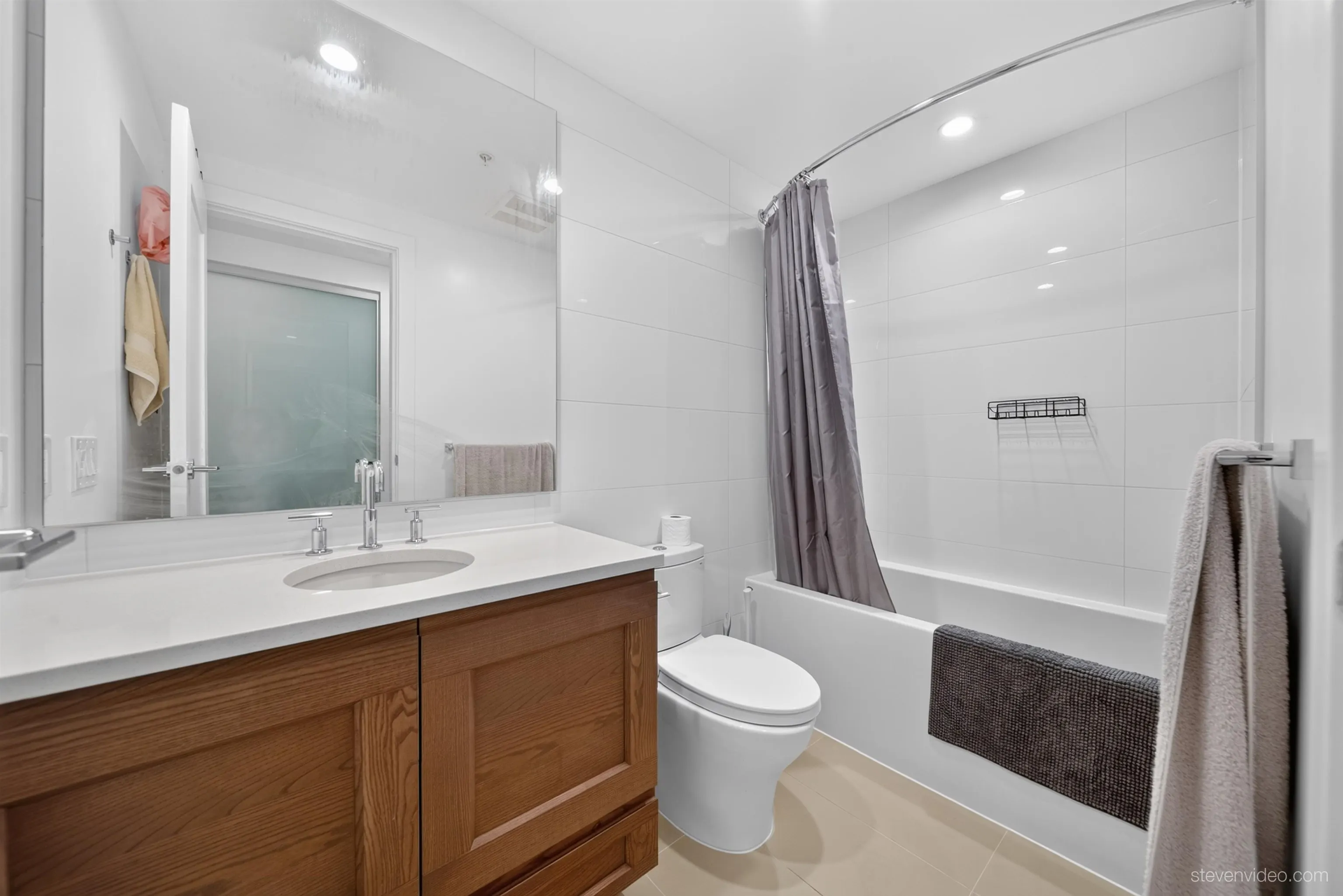 5629 Birney Avenue #1306