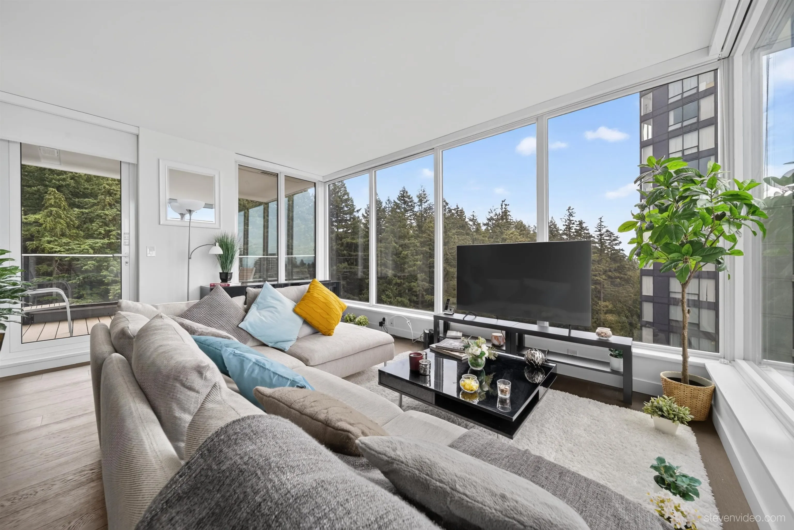 5629 Birney Avenue #1306