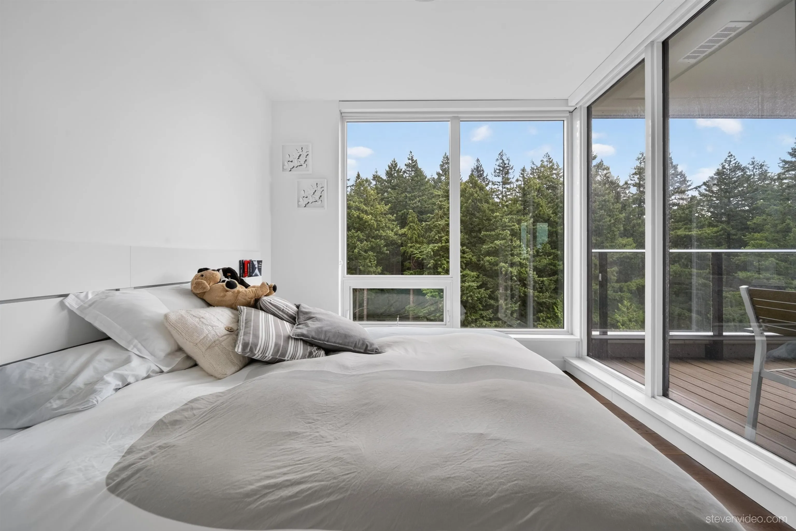 5629 Birney Avenue #1306