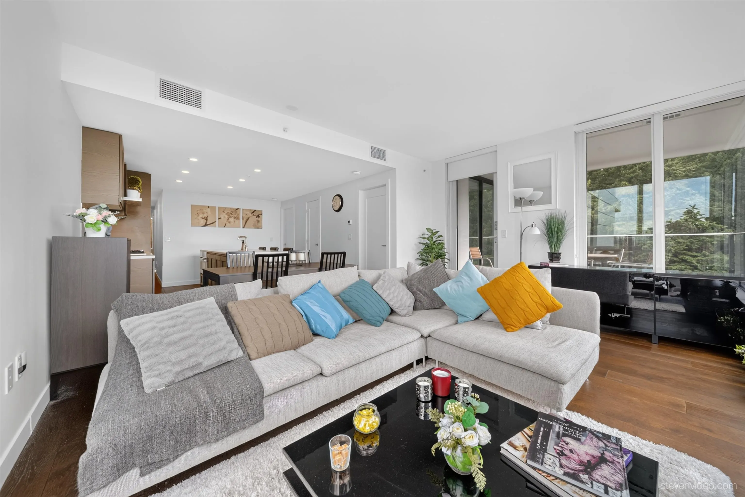 5629 Birney Avenue #1306