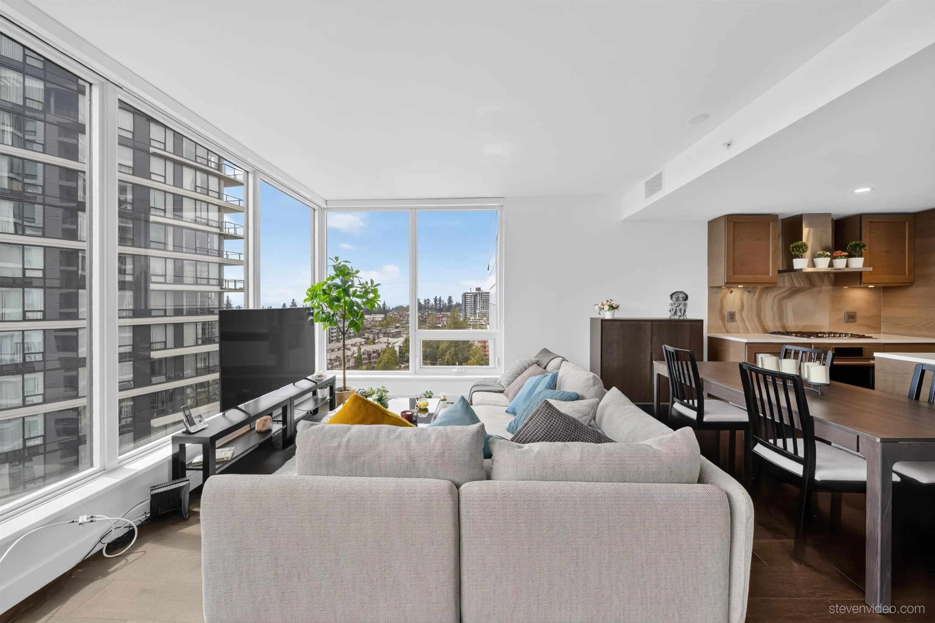 5629 Birney Avenue #1306