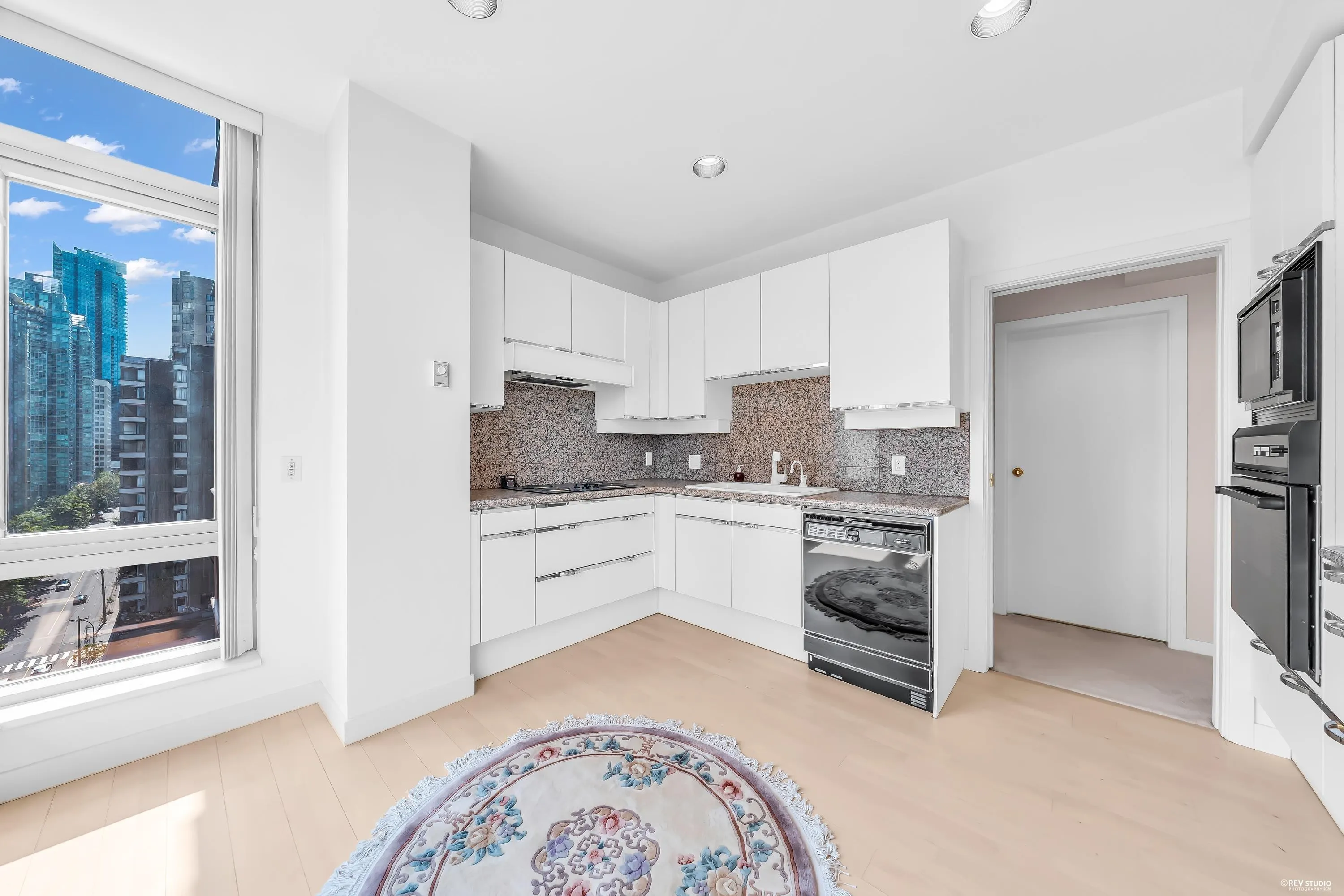 1500 Alberni Street #12A