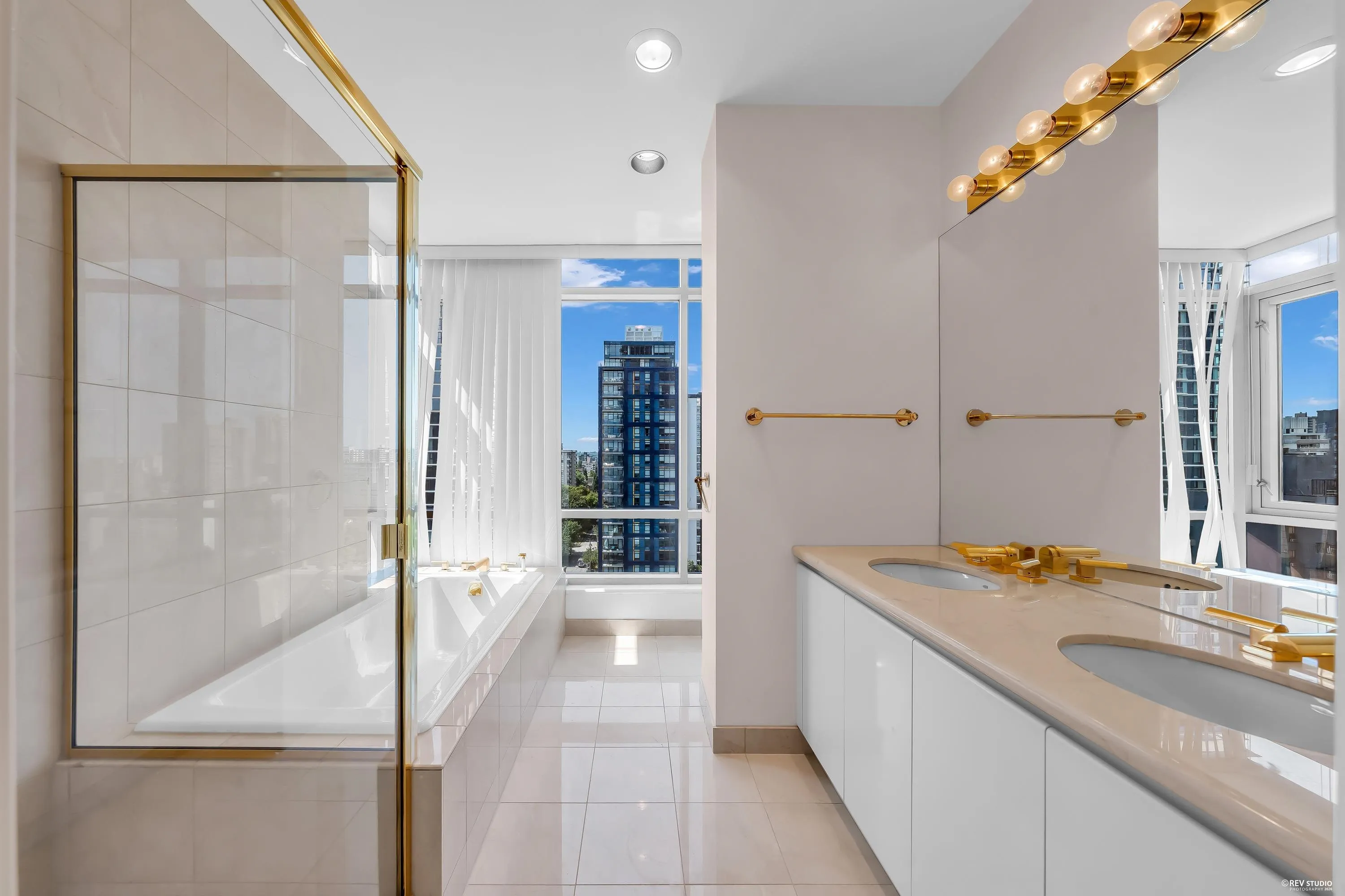 1500 Alberni Street #12B