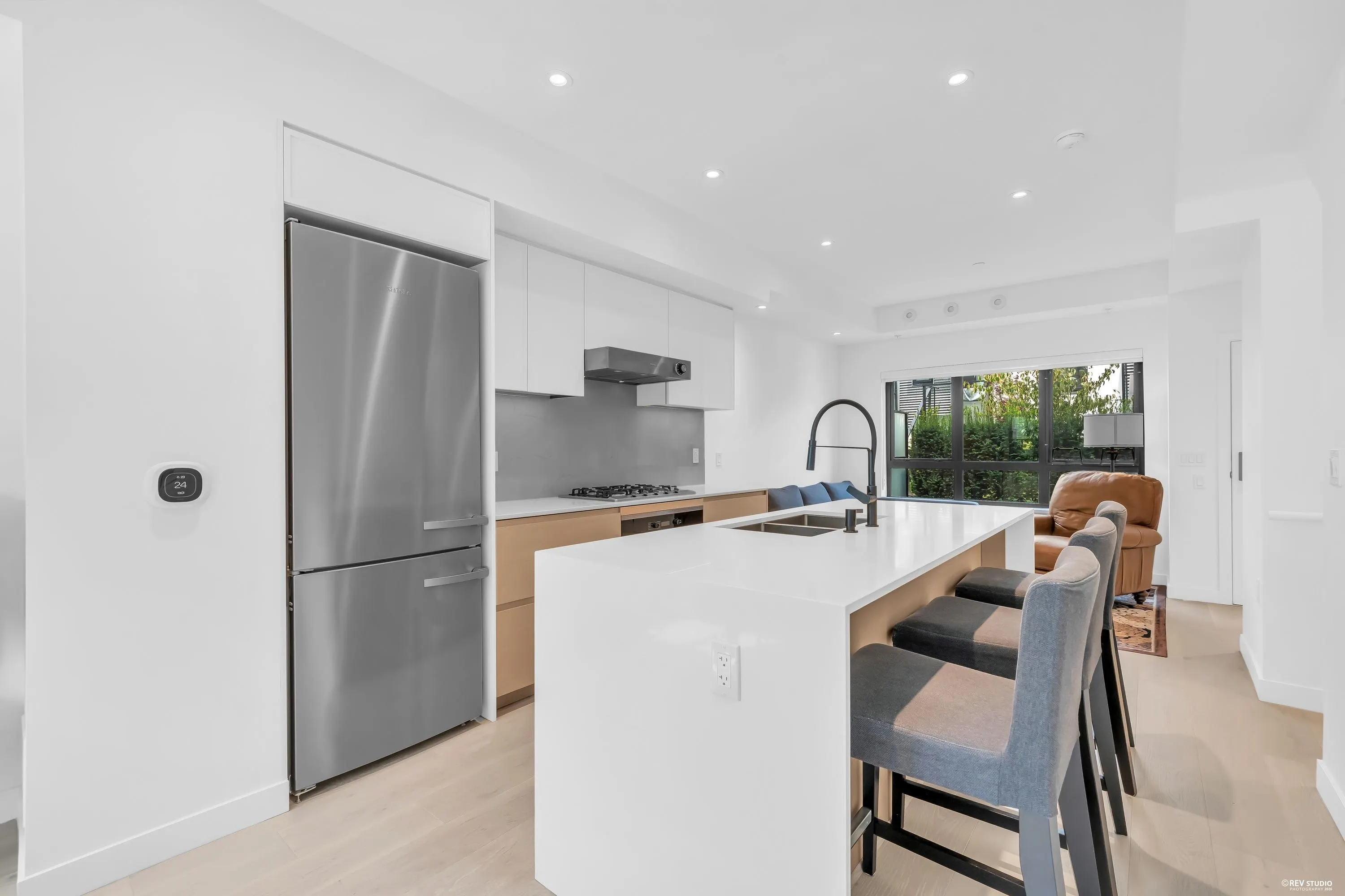 526 W 28th Avenue #23