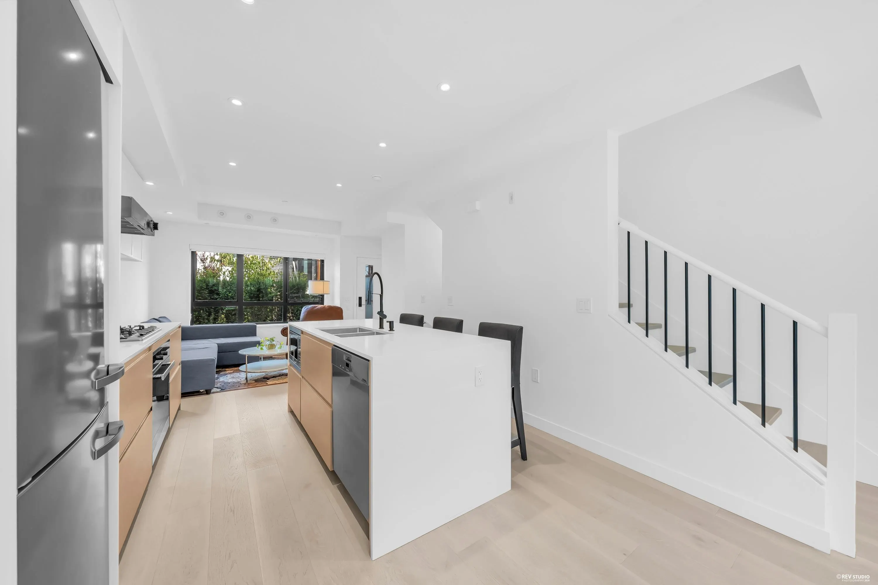 526 W 28th Avenue #23