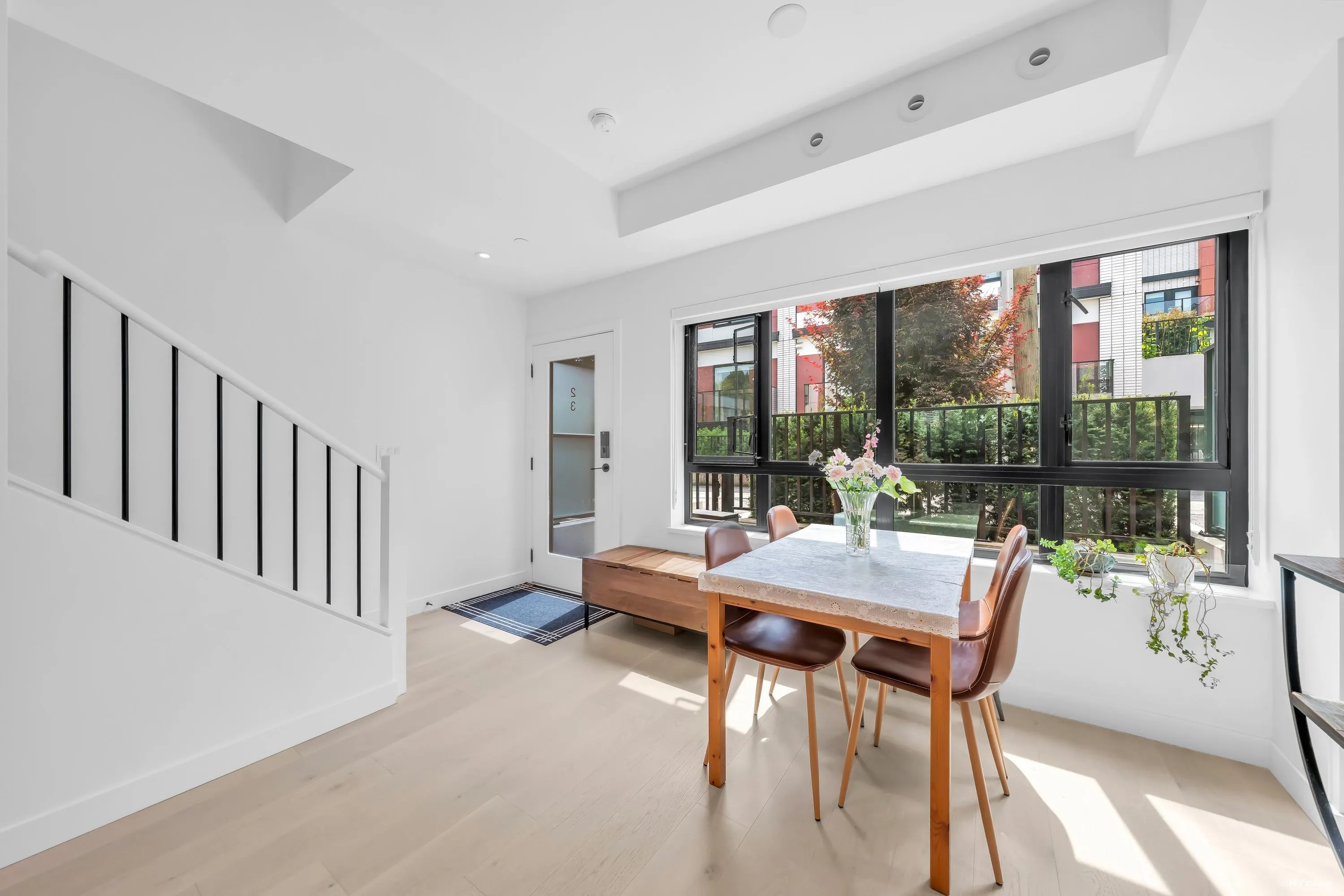 526 W 28th Avenue #23