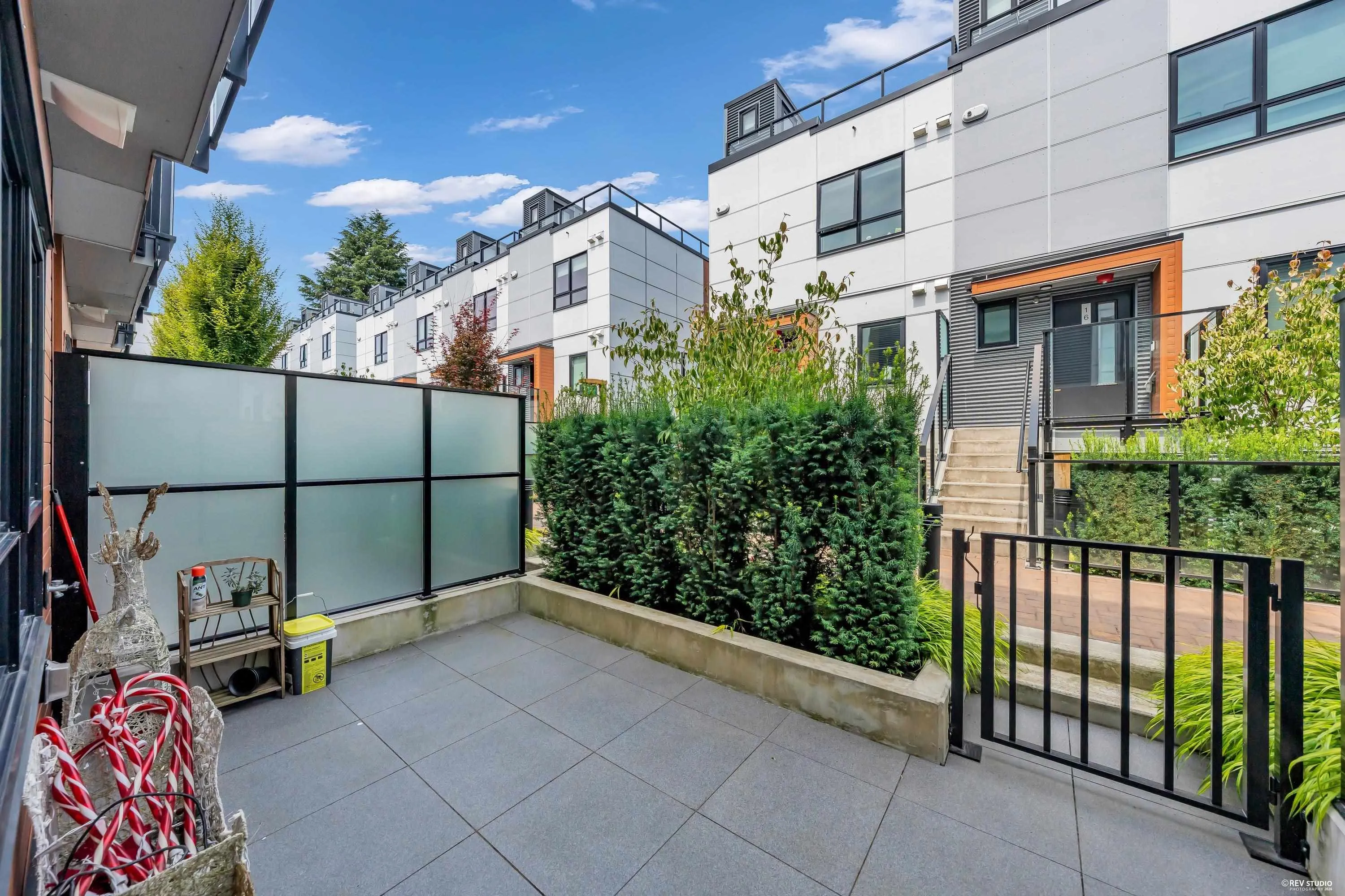 526 W 28th Avenue #23
