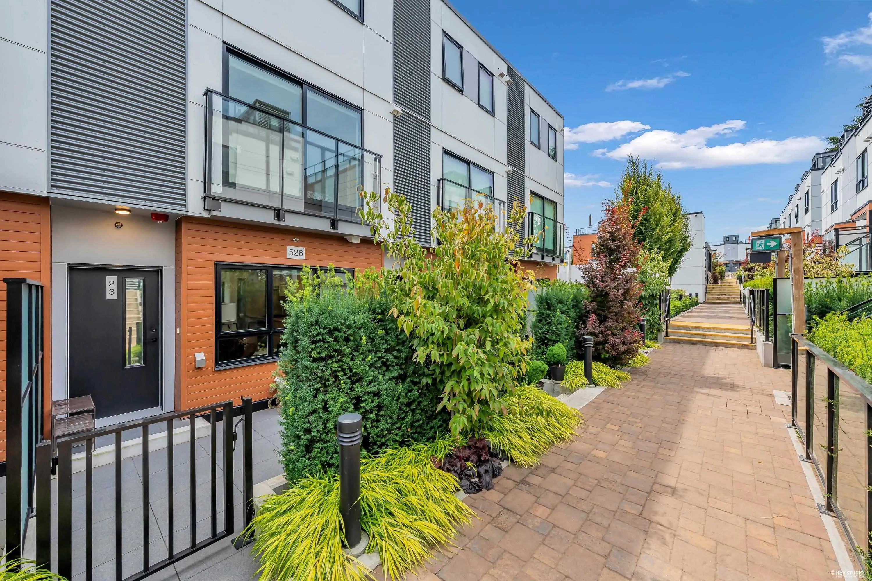 526 W 28th Avenue #23