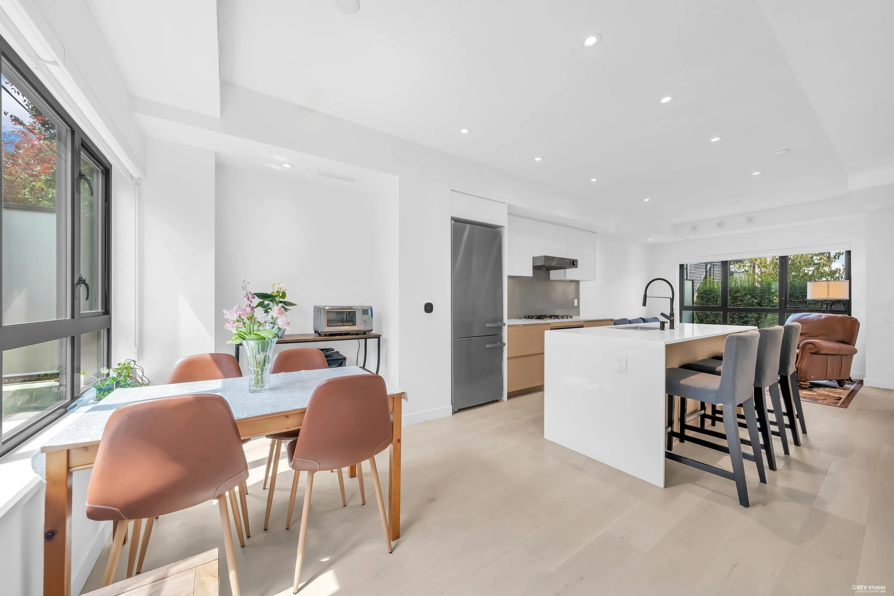 526 W 28th Avenue #23