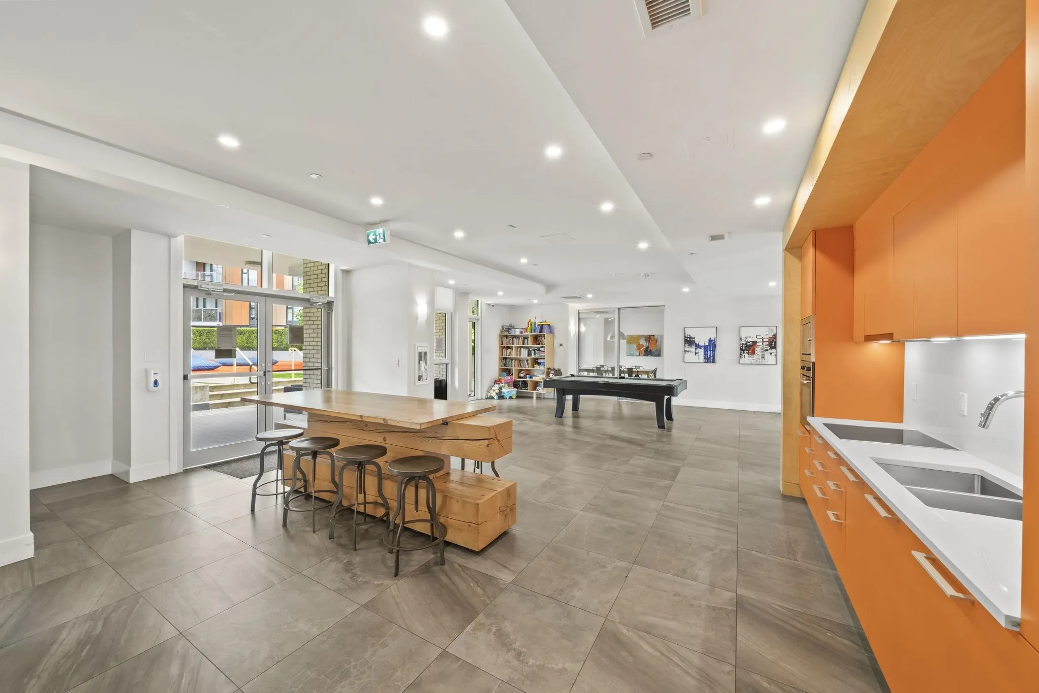 285 E 10th Avenue #310