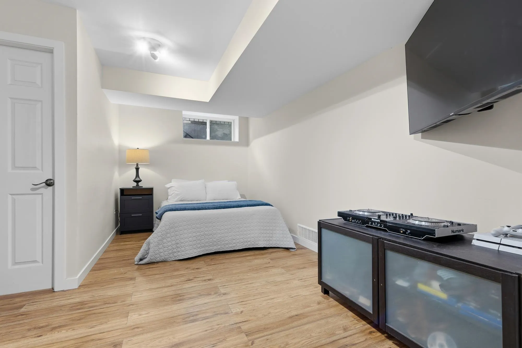 5545 Peach Road #14