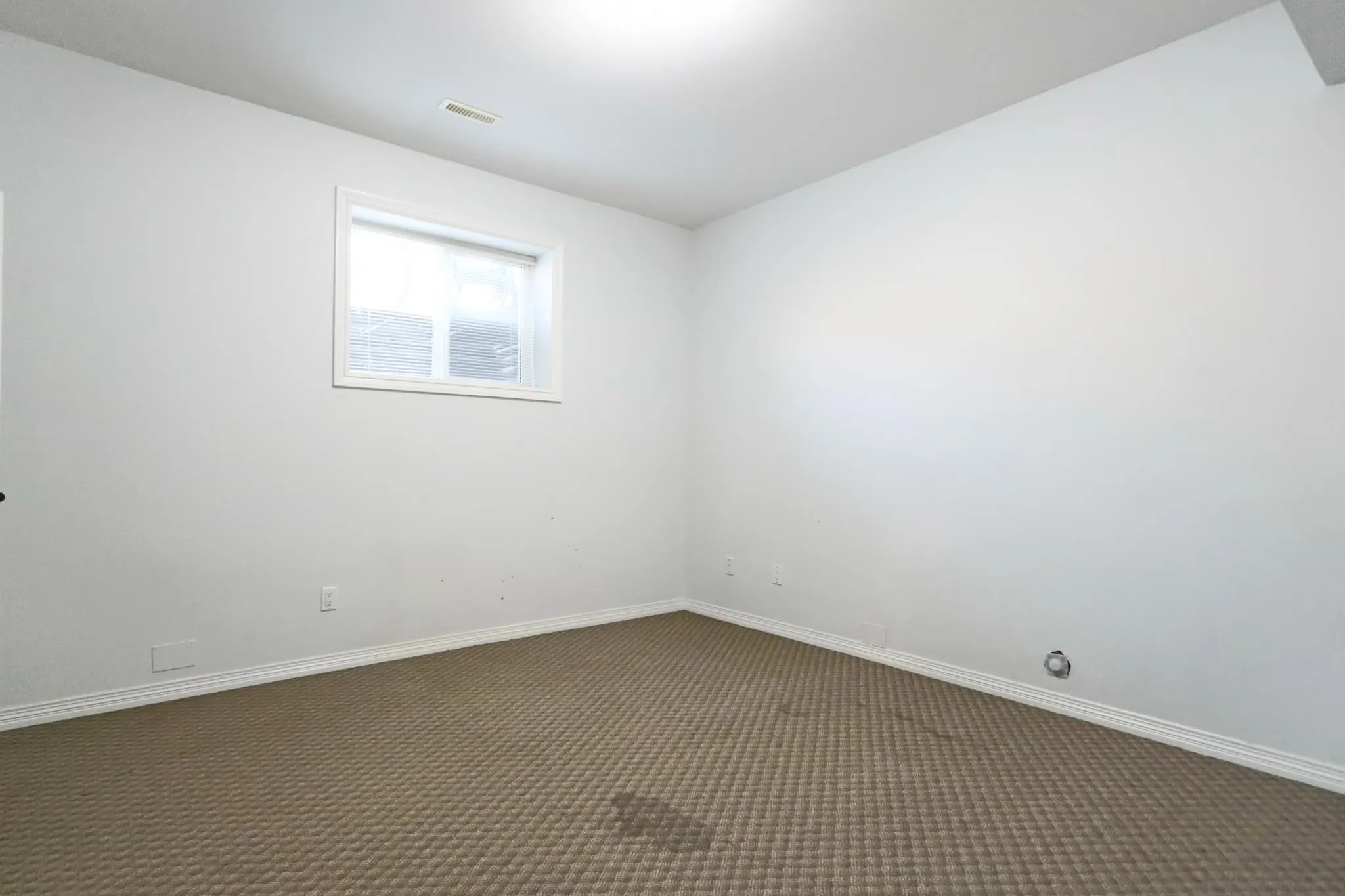 17105 Greenway Drive