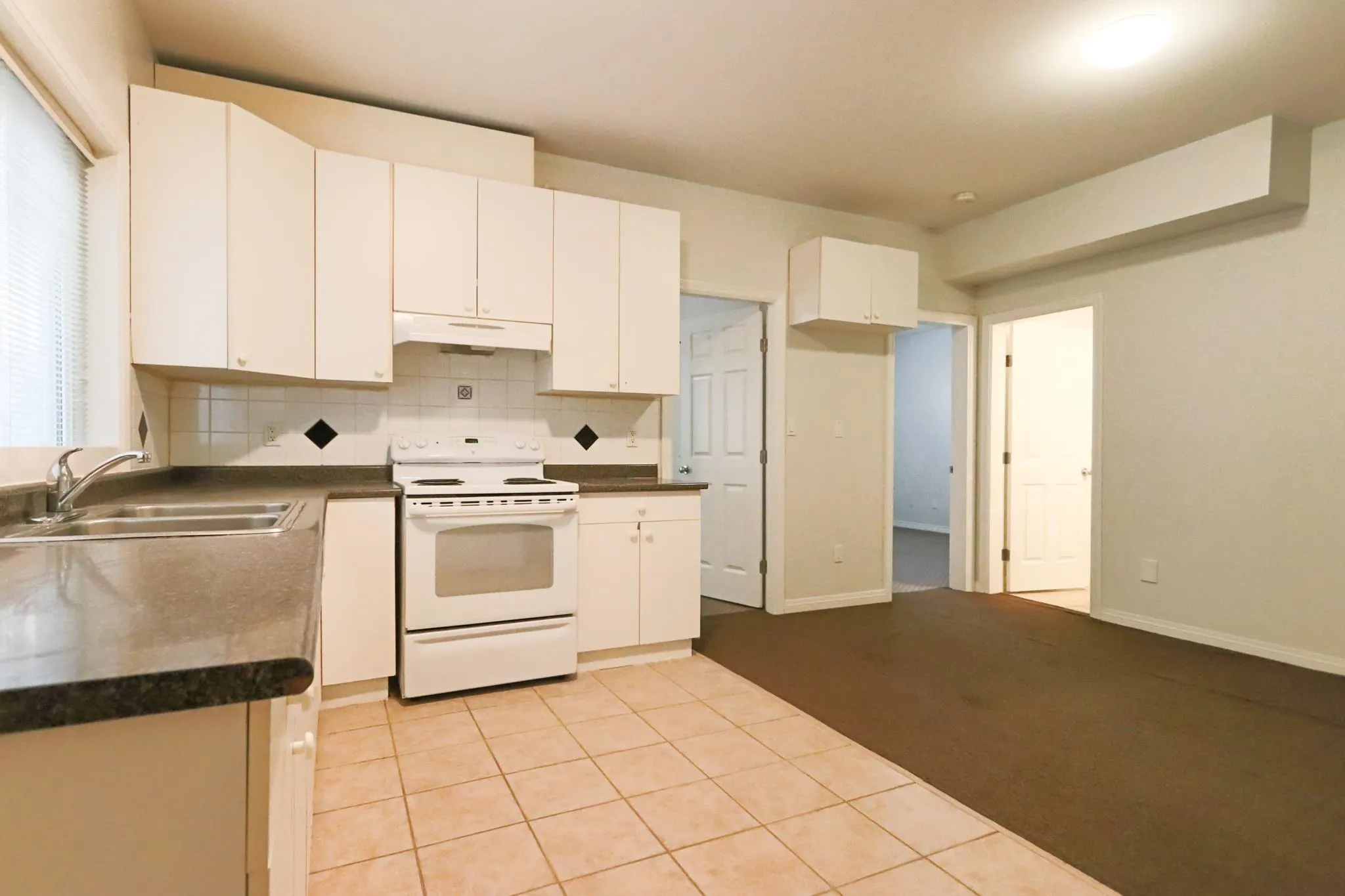 17105 Greenway Drive
