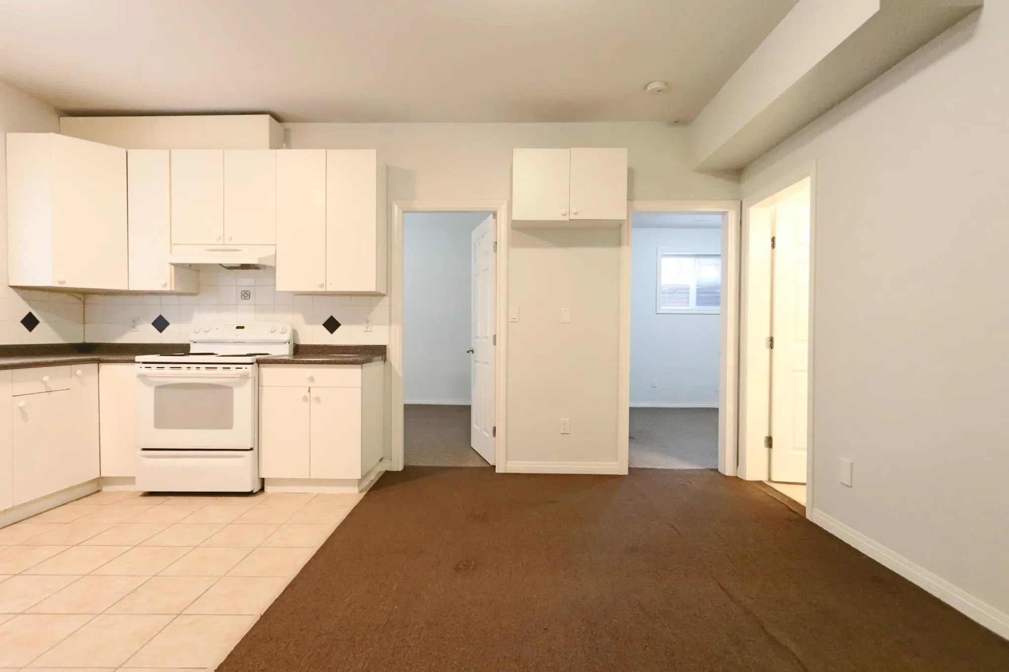 17105 Greenway Drive