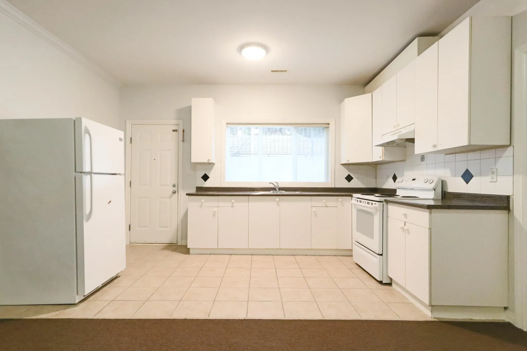 17105 Greenway Drive