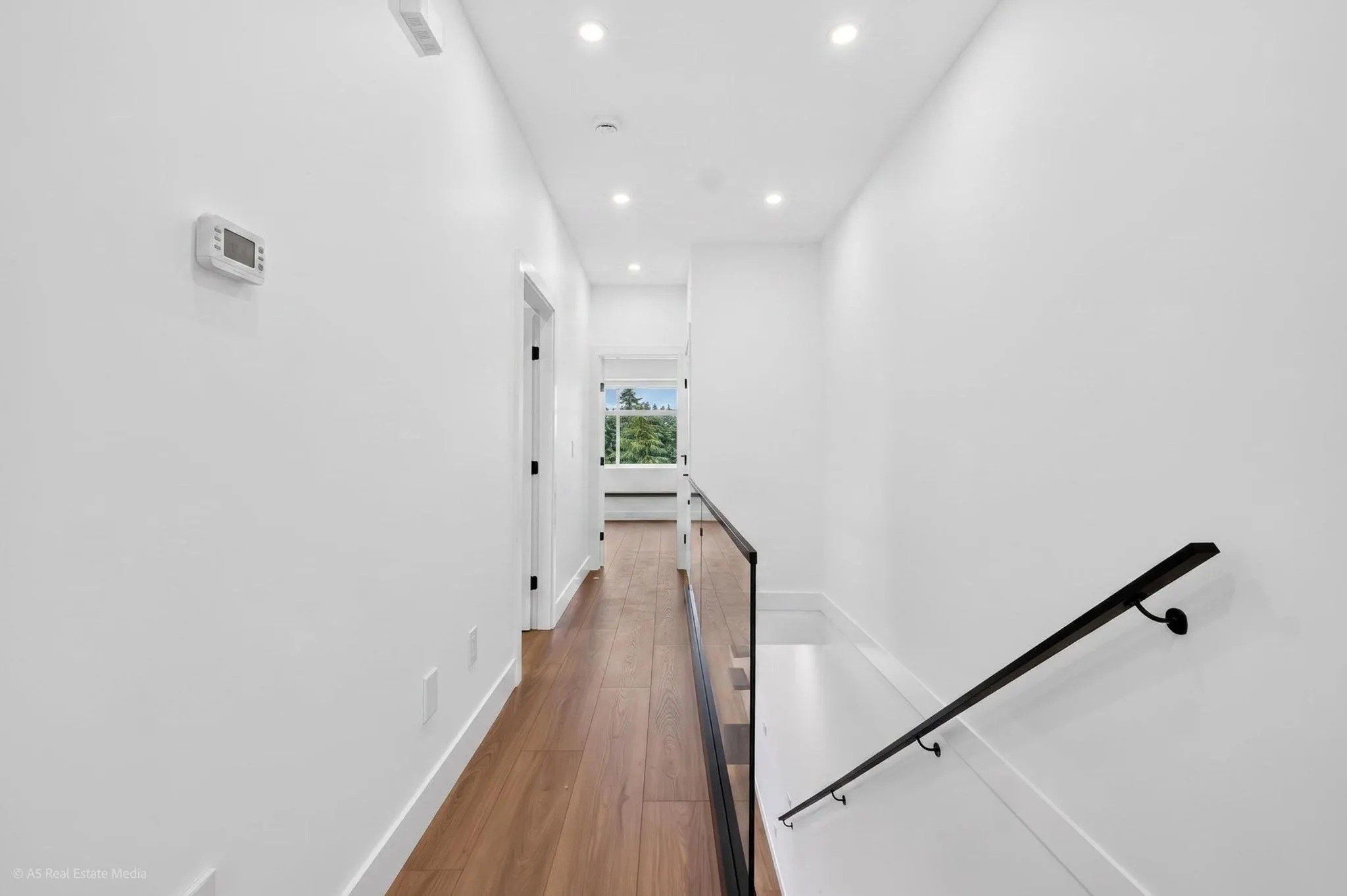 5642 144 St Street #102