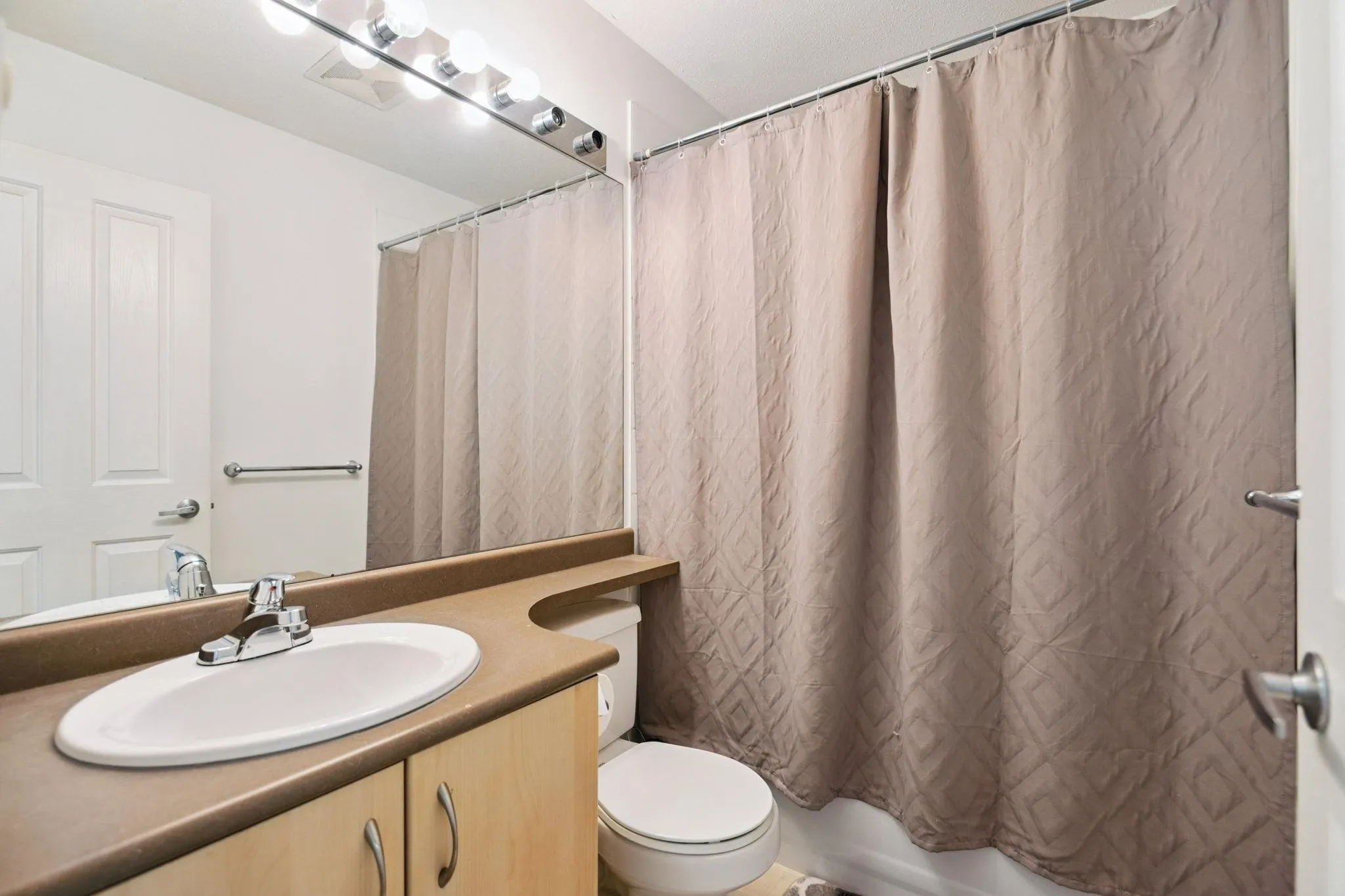 15871 85 Avenue #26