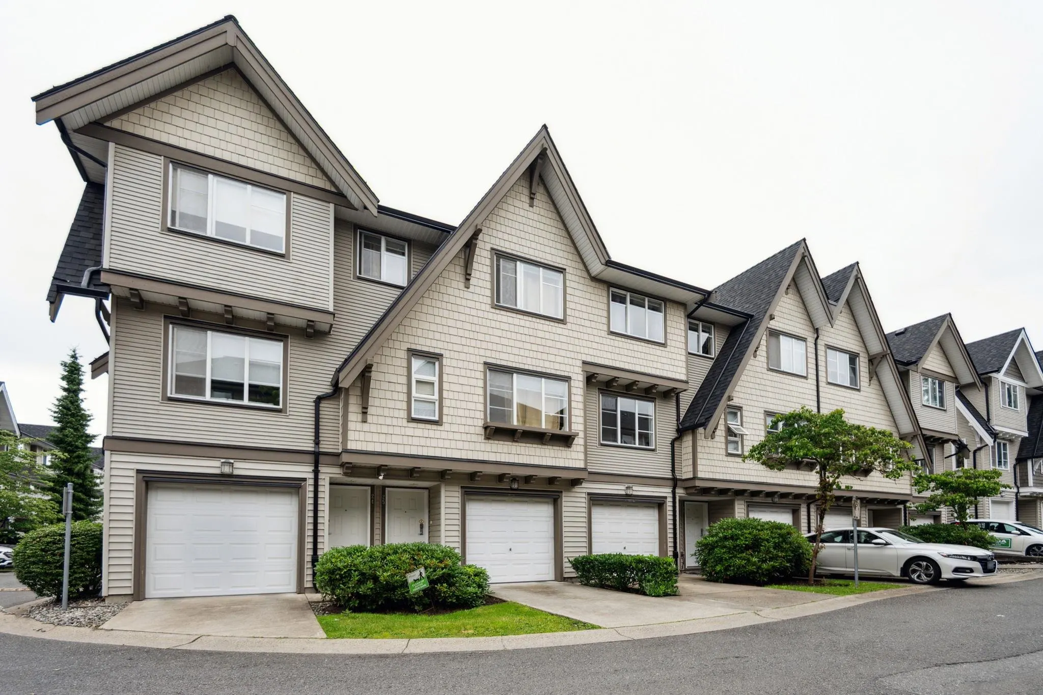 15871 85 Avenue #26