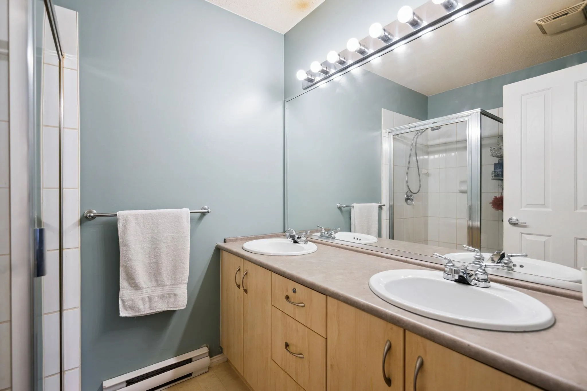15871 85 Avenue #26
