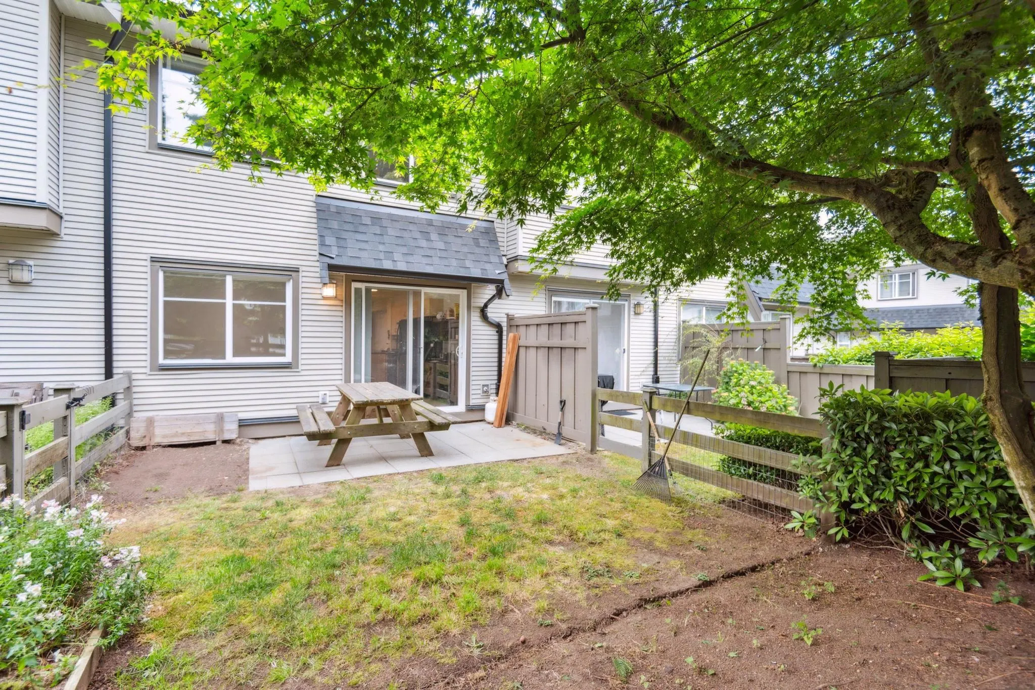 15871 85 Avenue #26