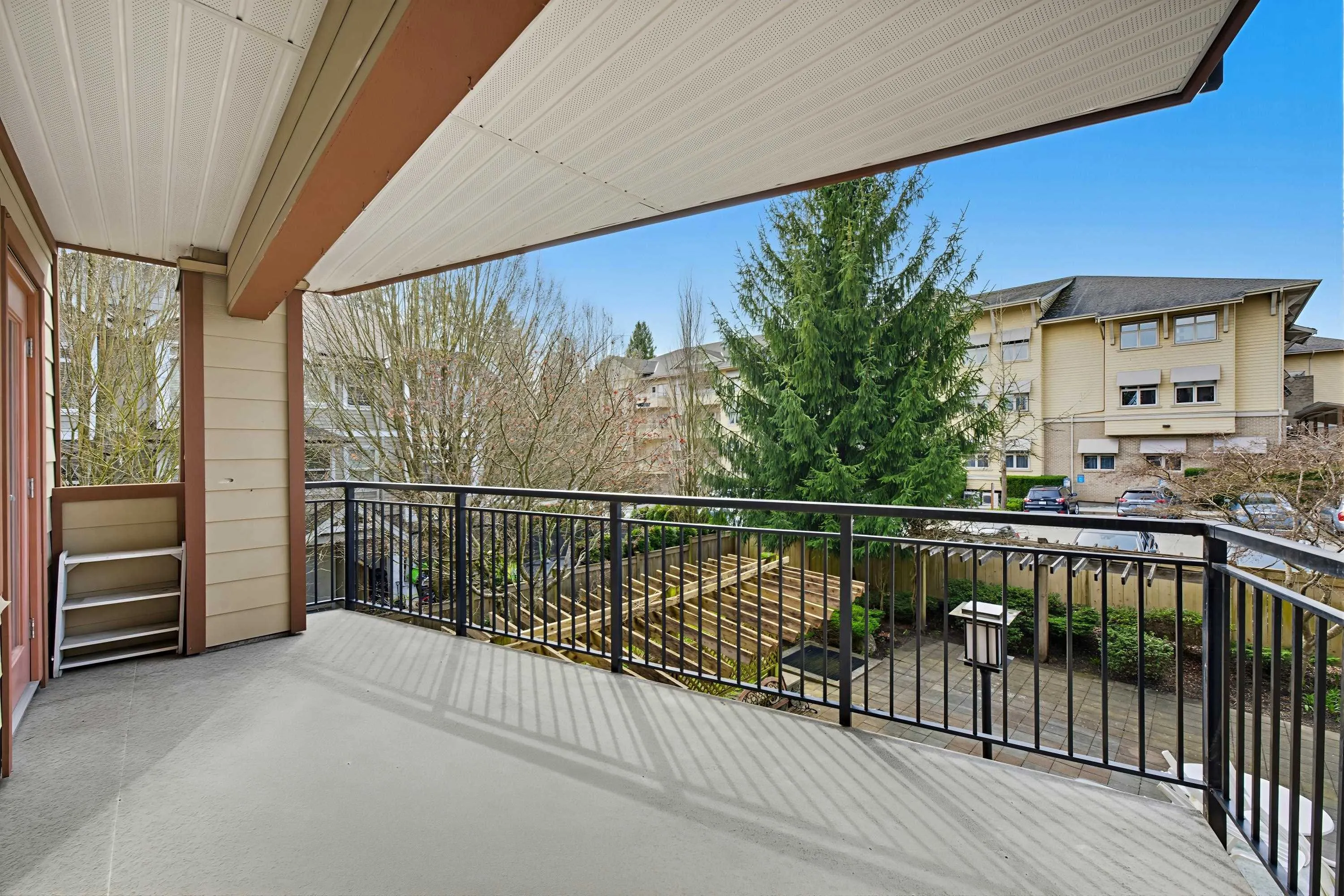 16068 83 Avenue #202