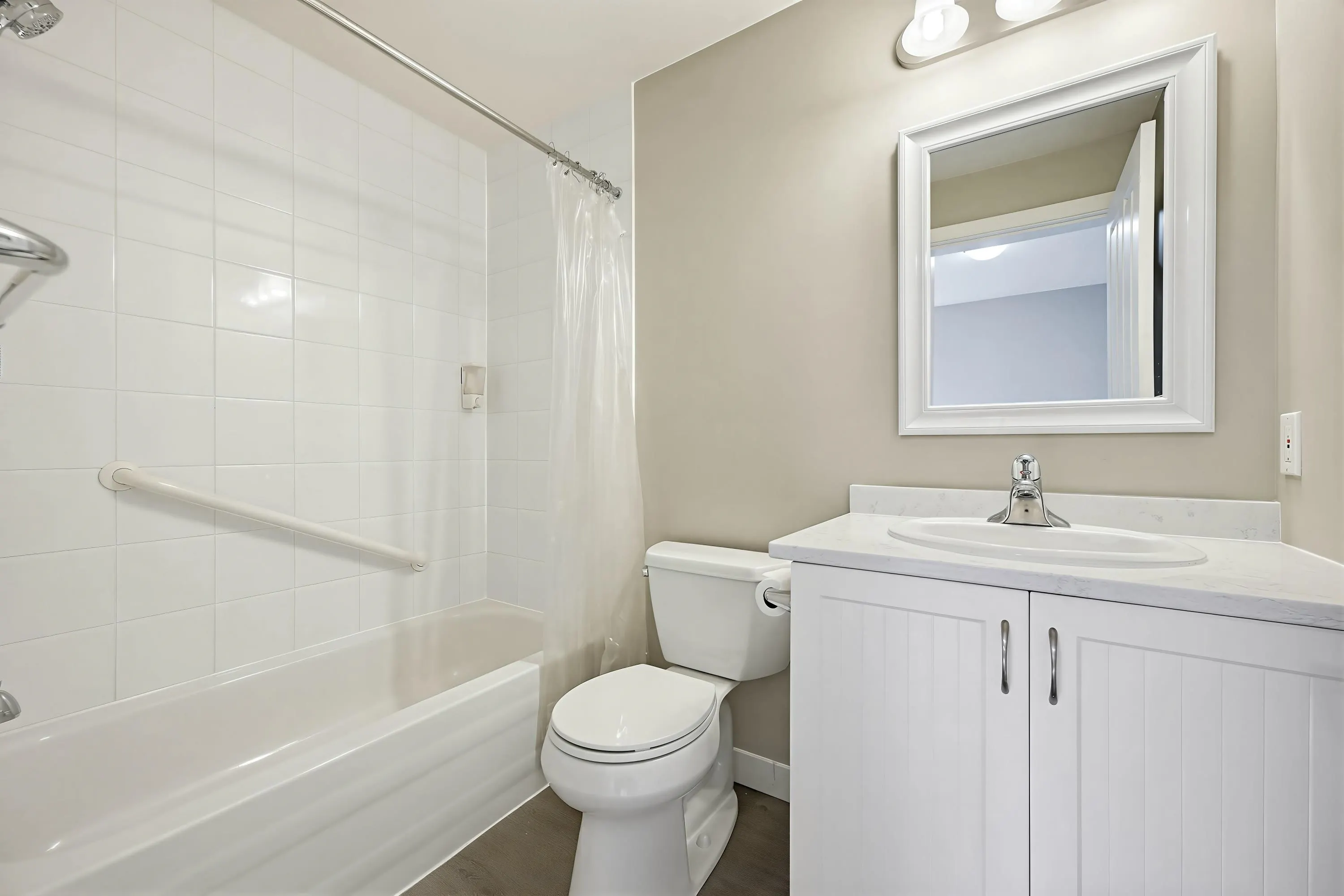 16068 83 Avenue #202
