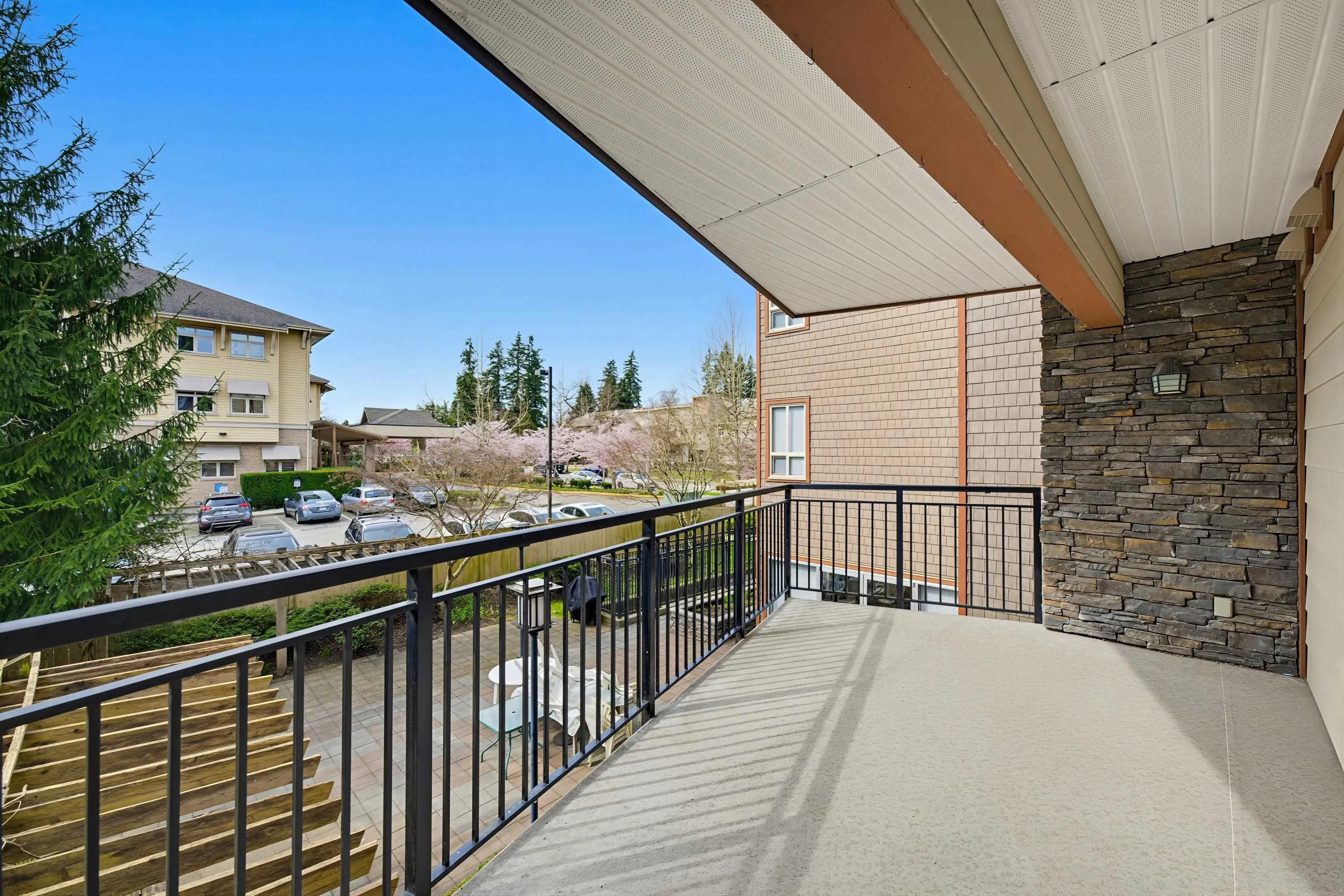 16068 83 Avenue #202