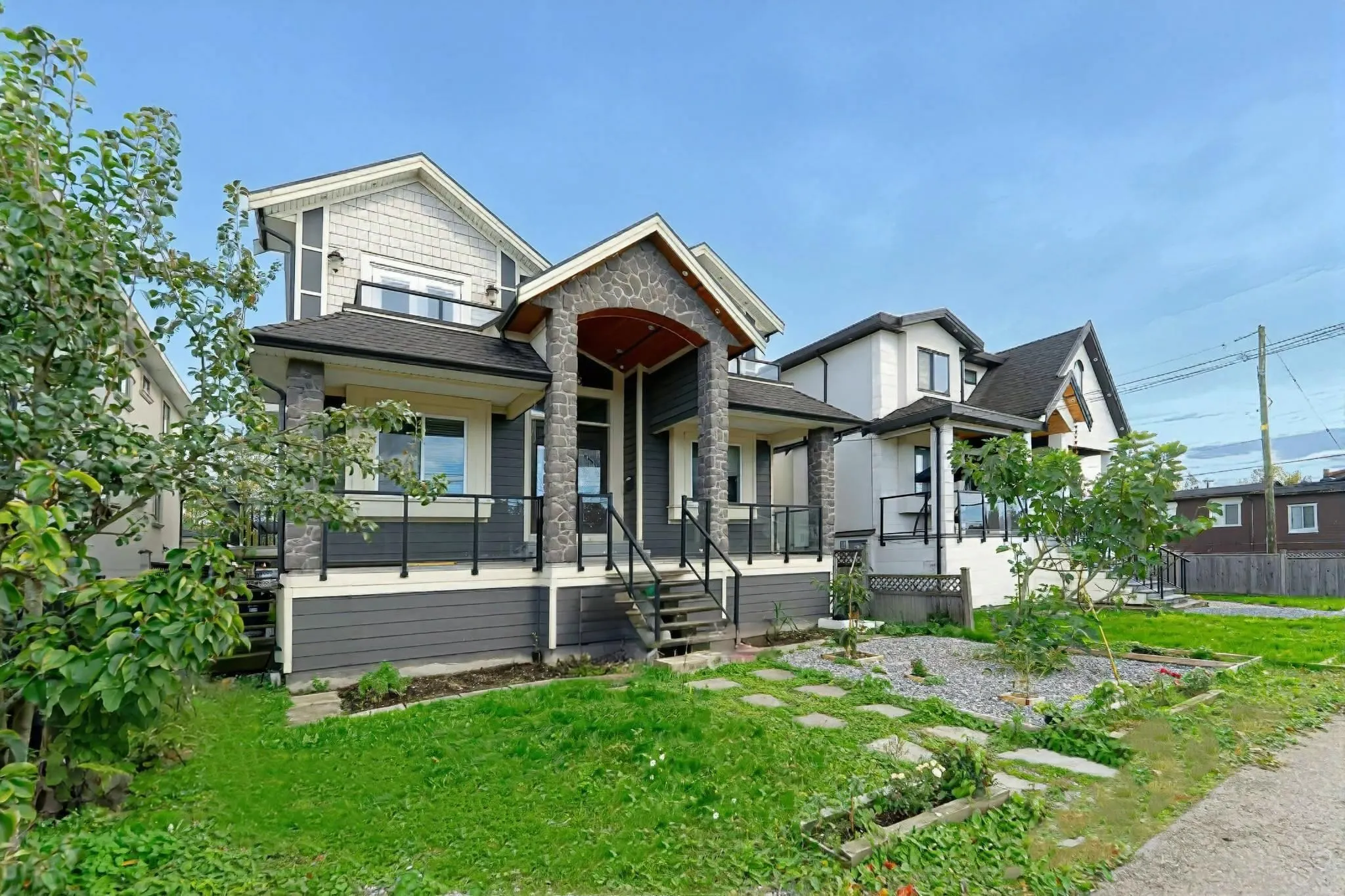 520 Ewen Avenue