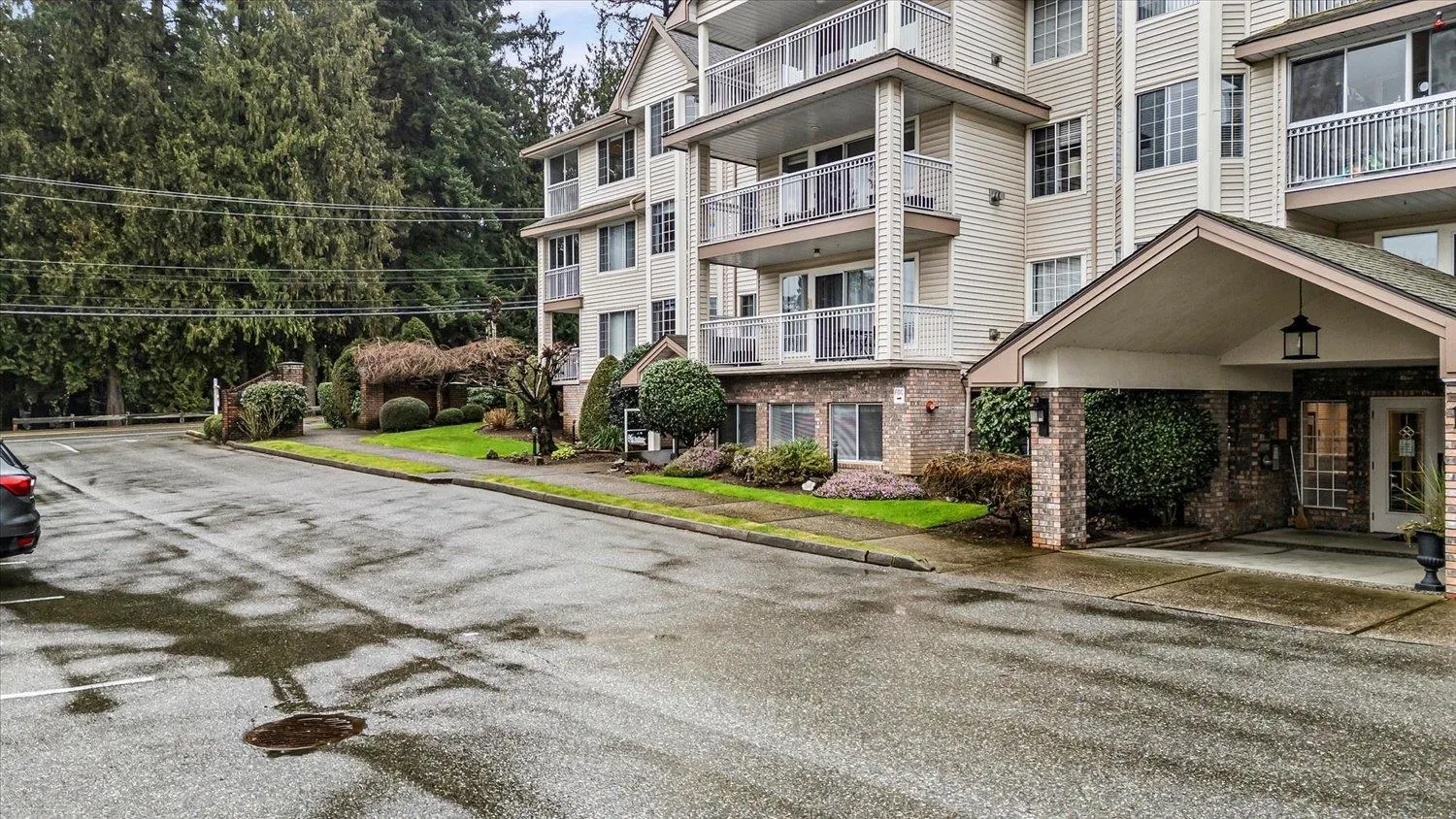 2491 Gladwin Road #307