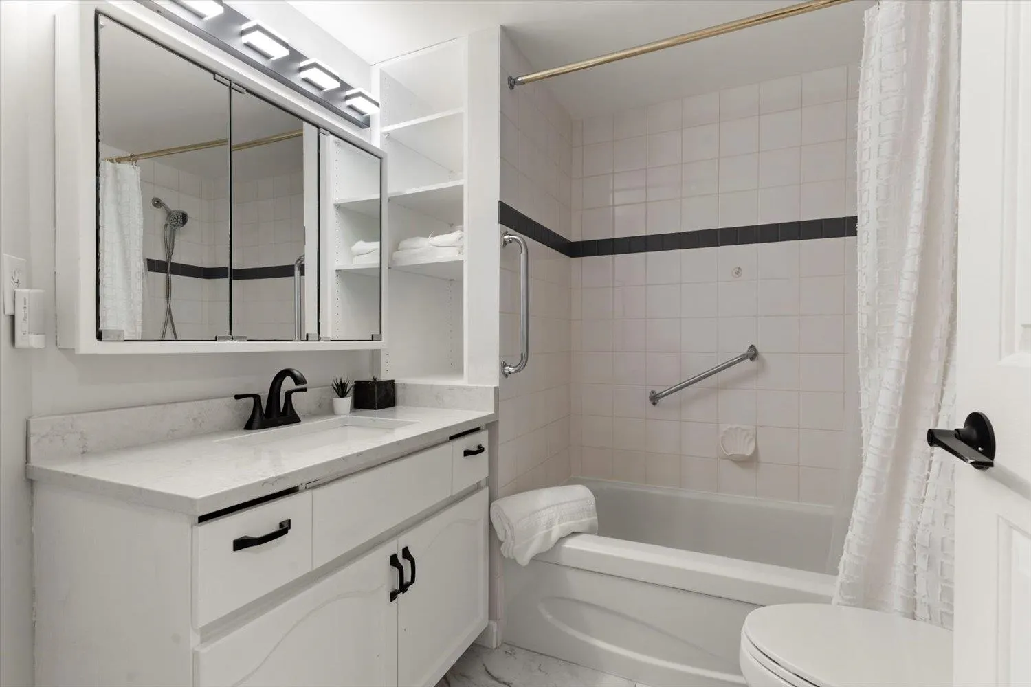 2491 Gladwin Road #307