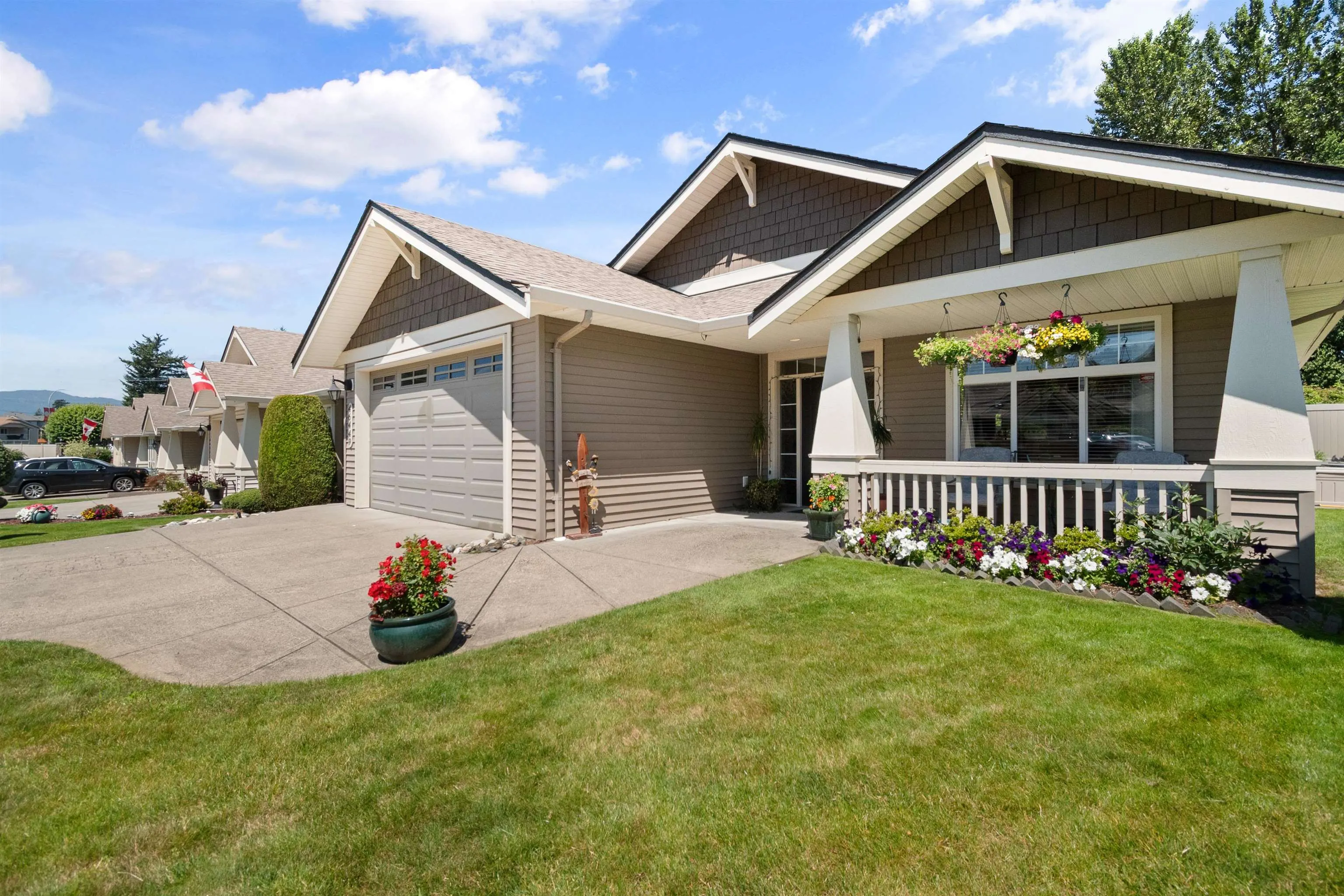 46449 Stoney Creek Drive