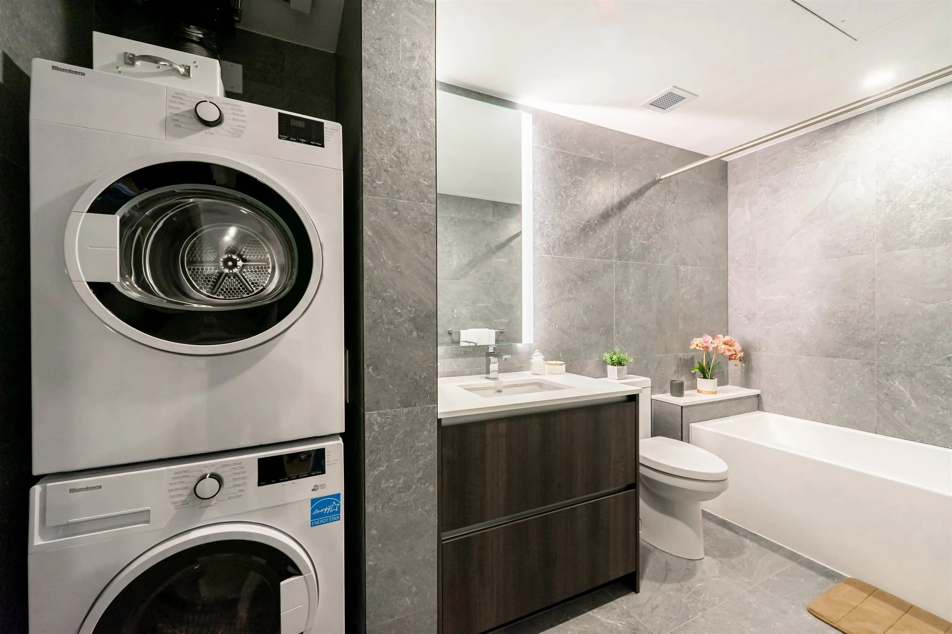 2105 W 46th Avenue #403