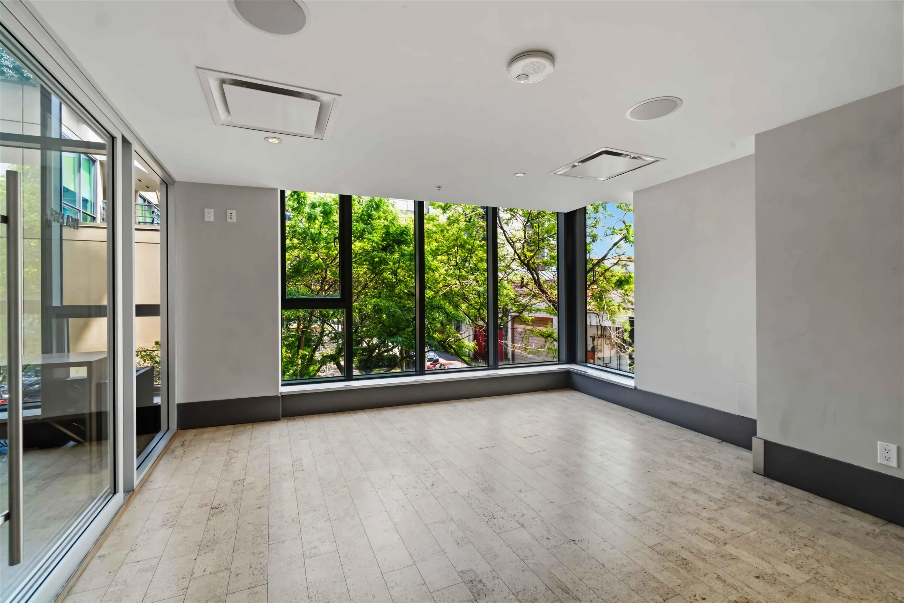 288 W 1st Avenue #808