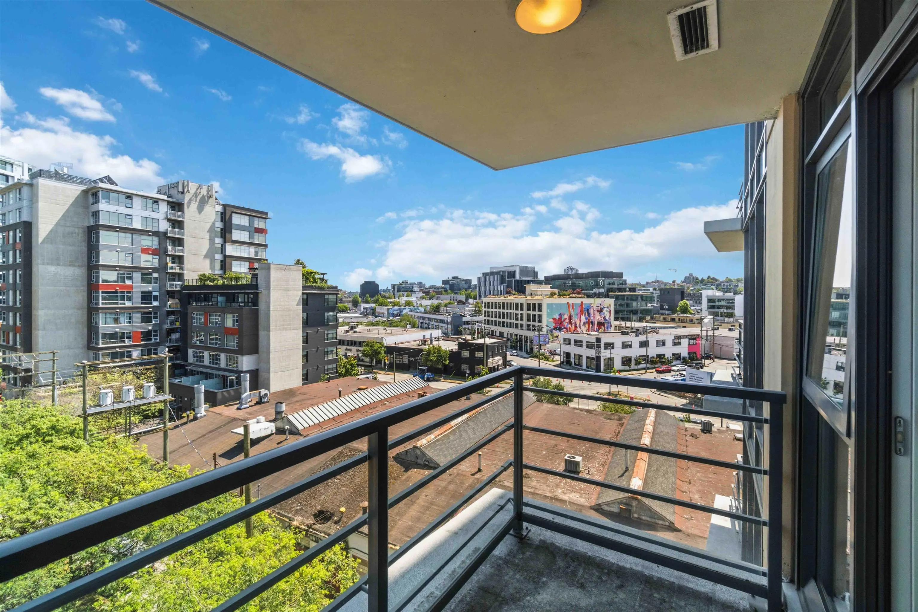 288 W 1st Avenue #808