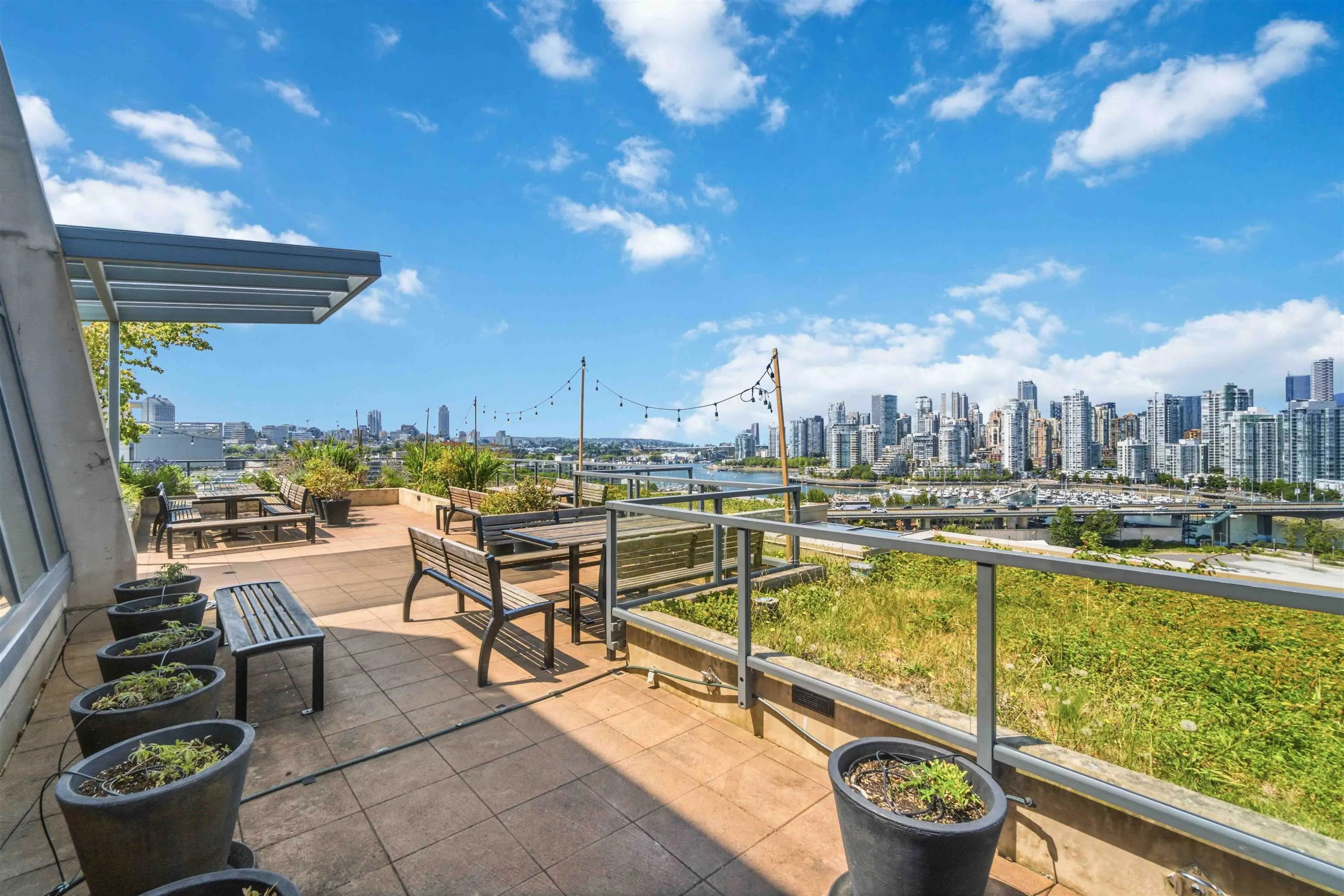 288 W 1st Avenue #808