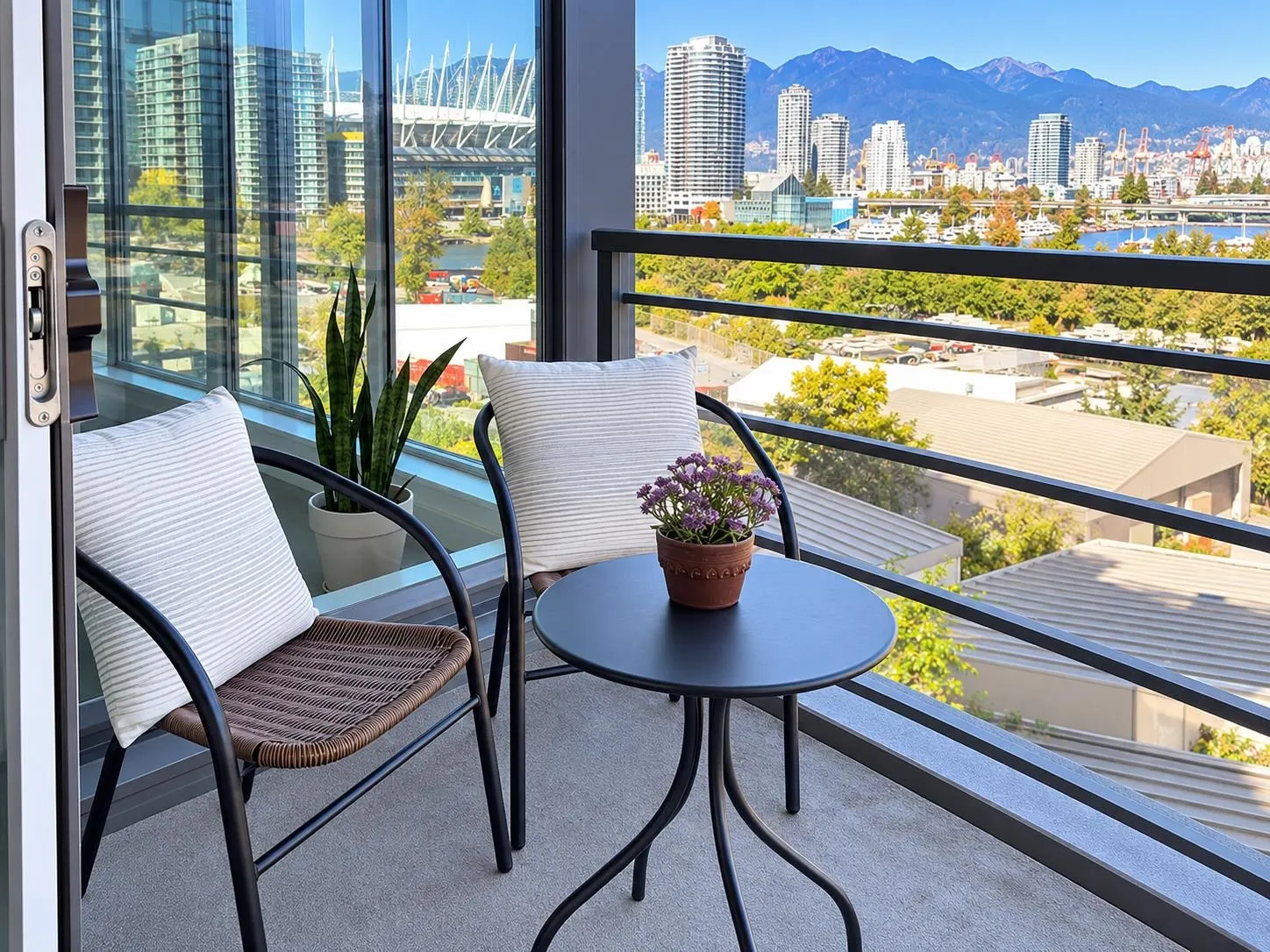 288 W 1st Avenue #808