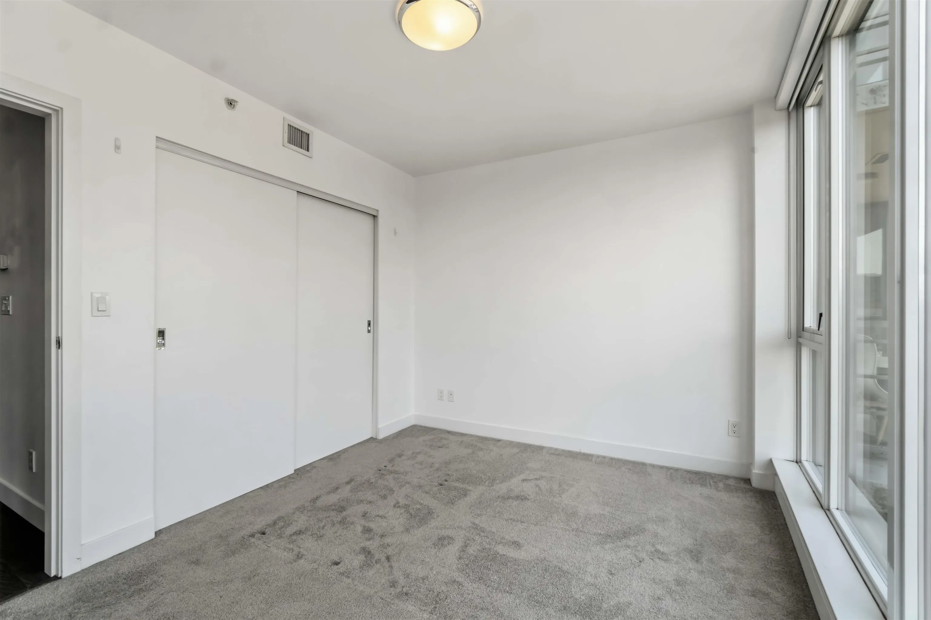 288 W 1st Avenue #808