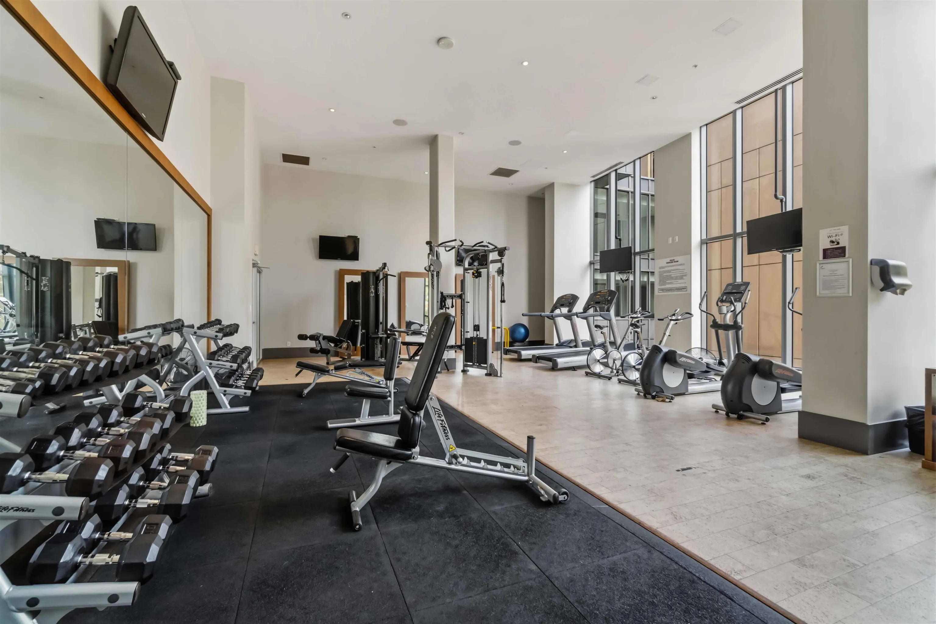 288 W 1st Avenue #808