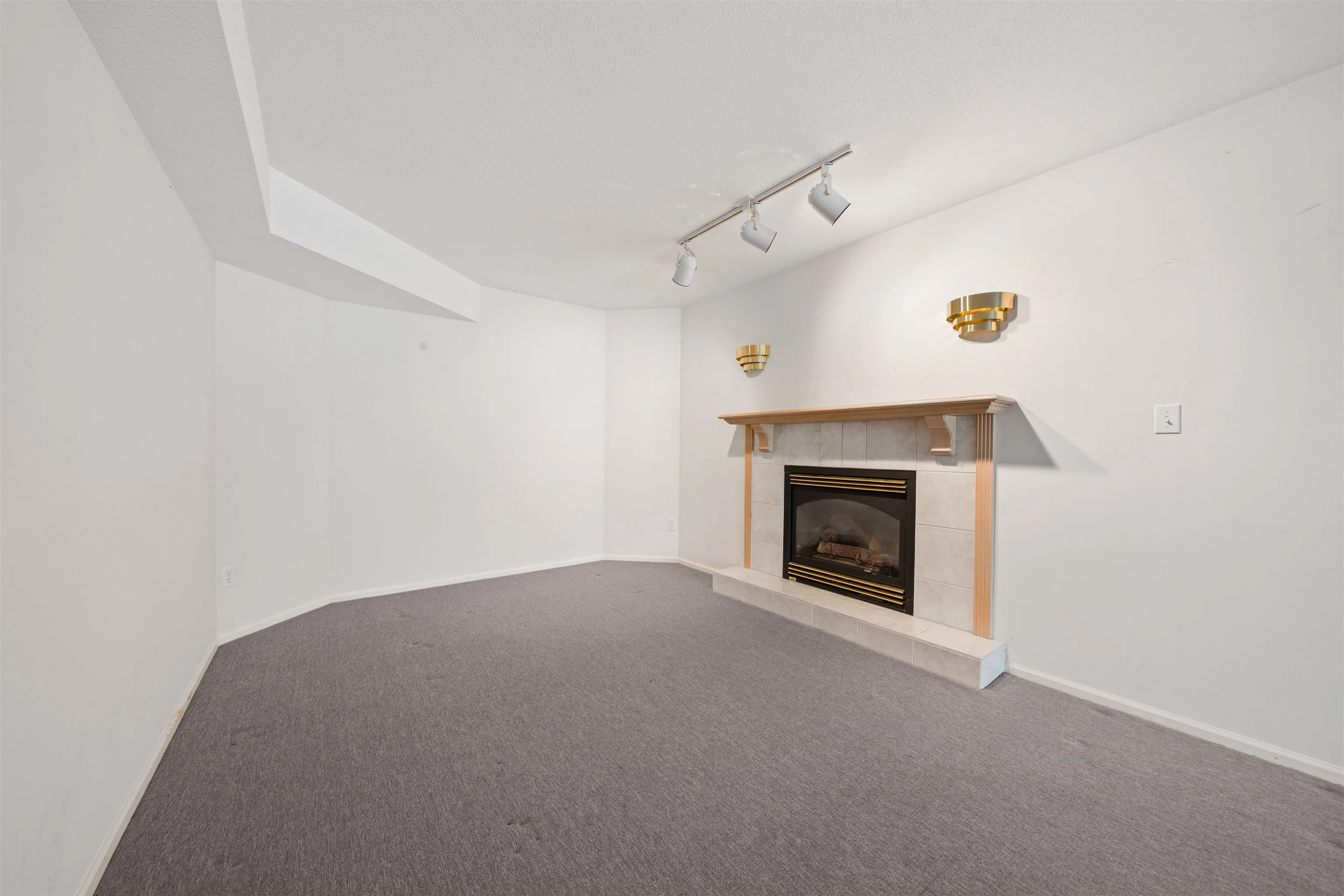 2677 Fortress Drive