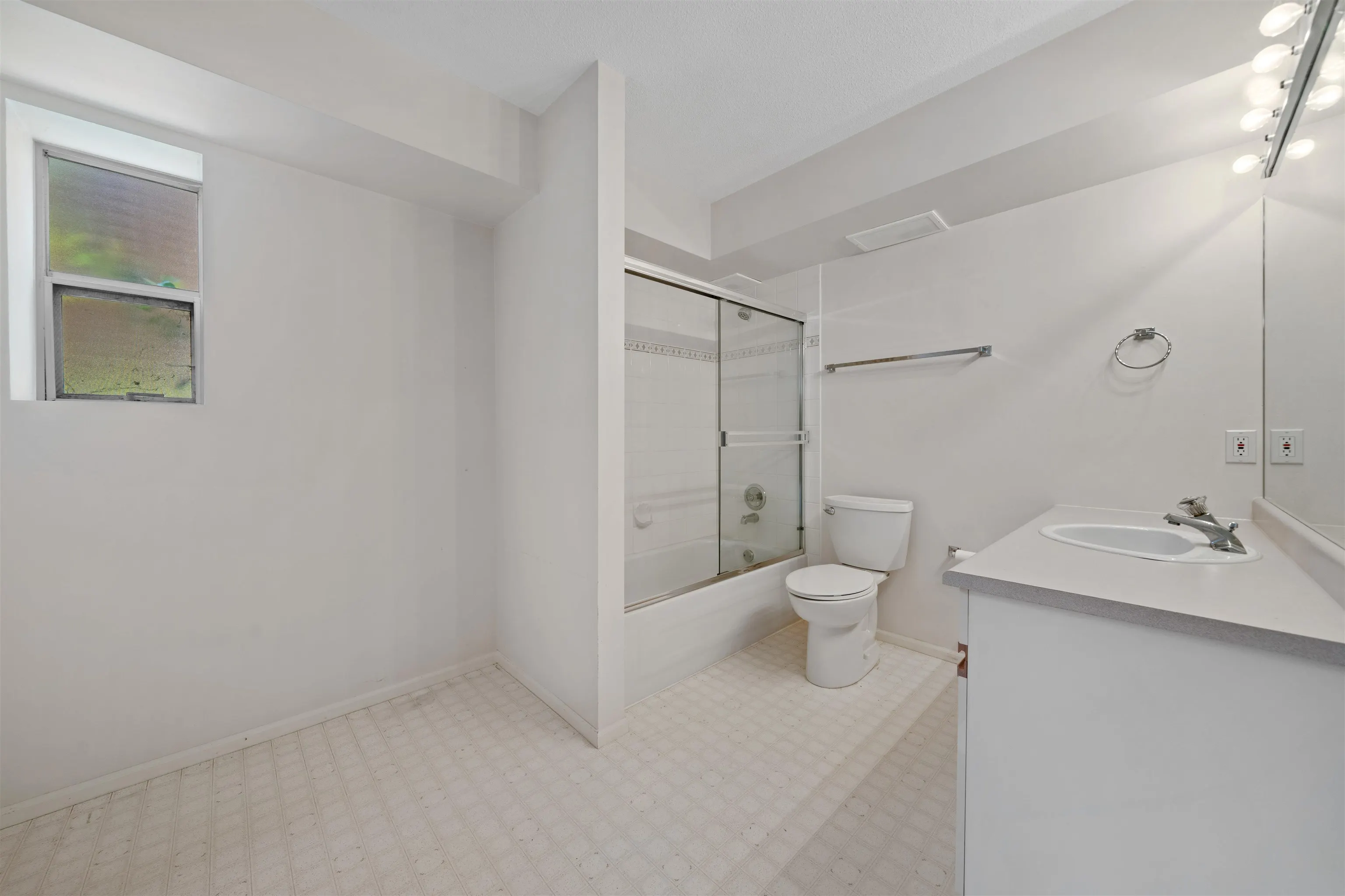 2677 Fortress Drive
