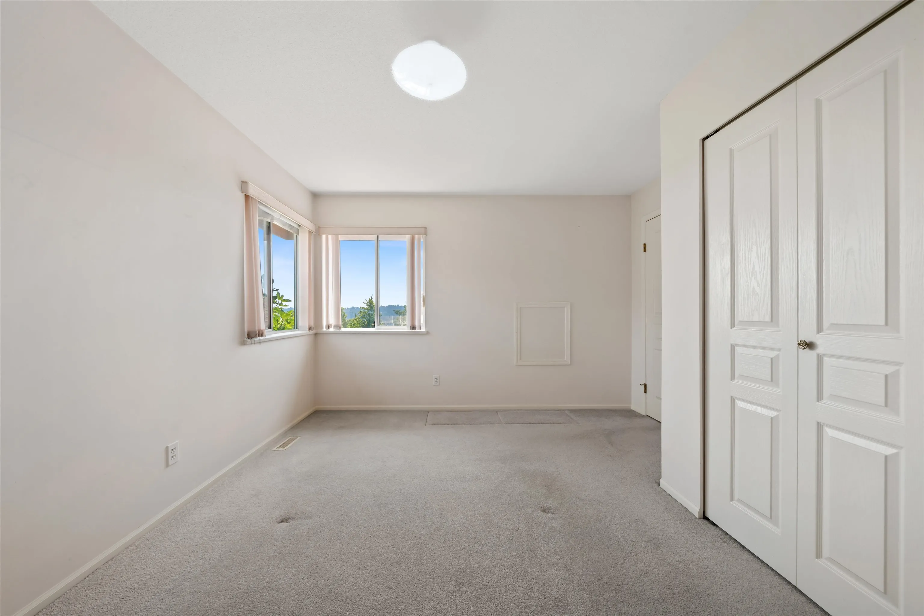 2677 Fortress Drive